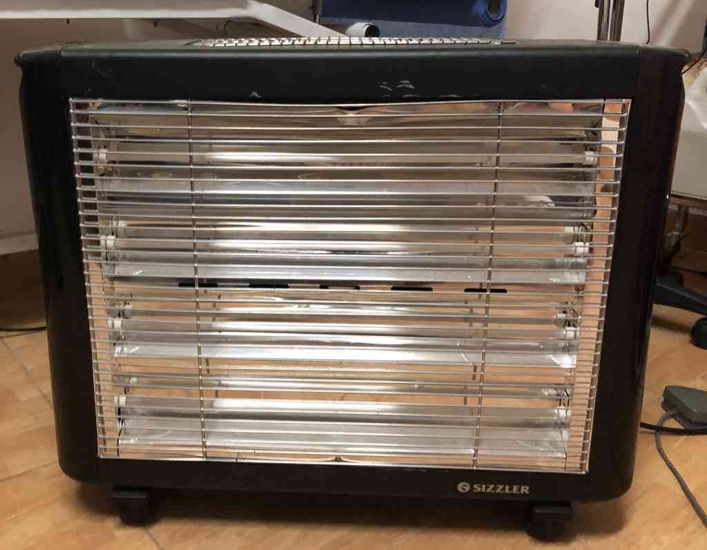 heater
لا تنسَ أنك شاهدت هذا الإعلان في عنكبوت
Heater
---...