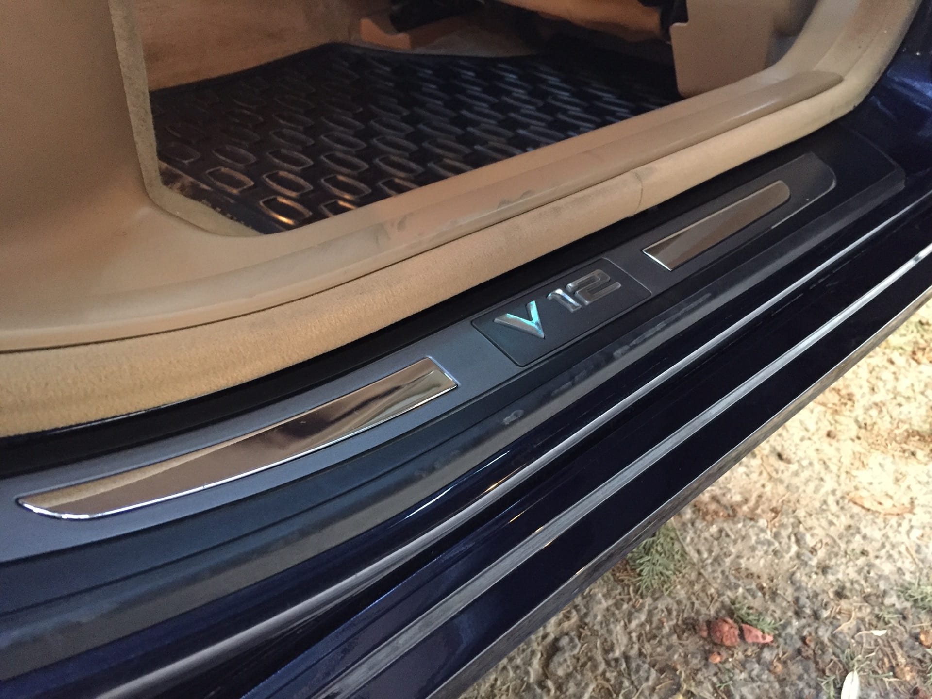 BMW 760 Li
لا تنسَ أنك شاهدت هذا الإعلان في عنكبوت
‏Bmw 760 Li (2004)
‏Converted (200...