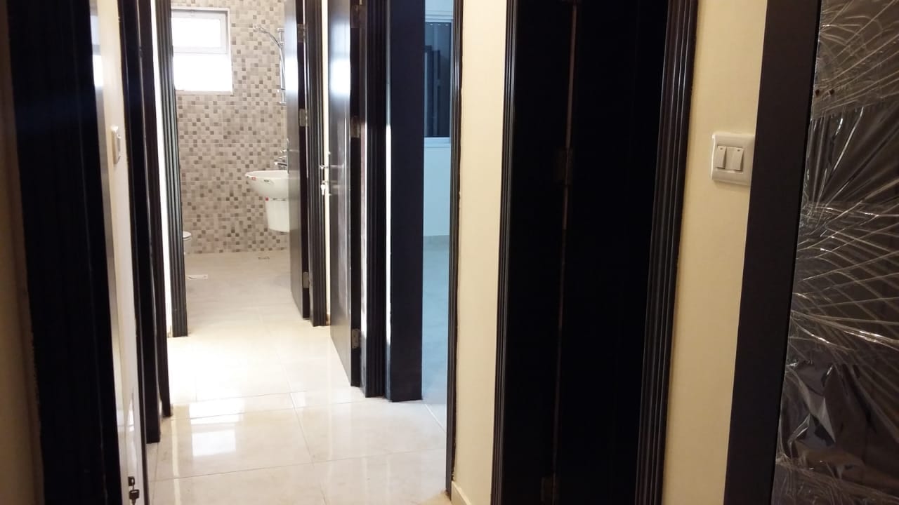 Basement apartment for rent in Amman
لا تنسَ أنك شاهدت هذا الإعلان في عنكبوت
3 غرف نوم و3 حما...