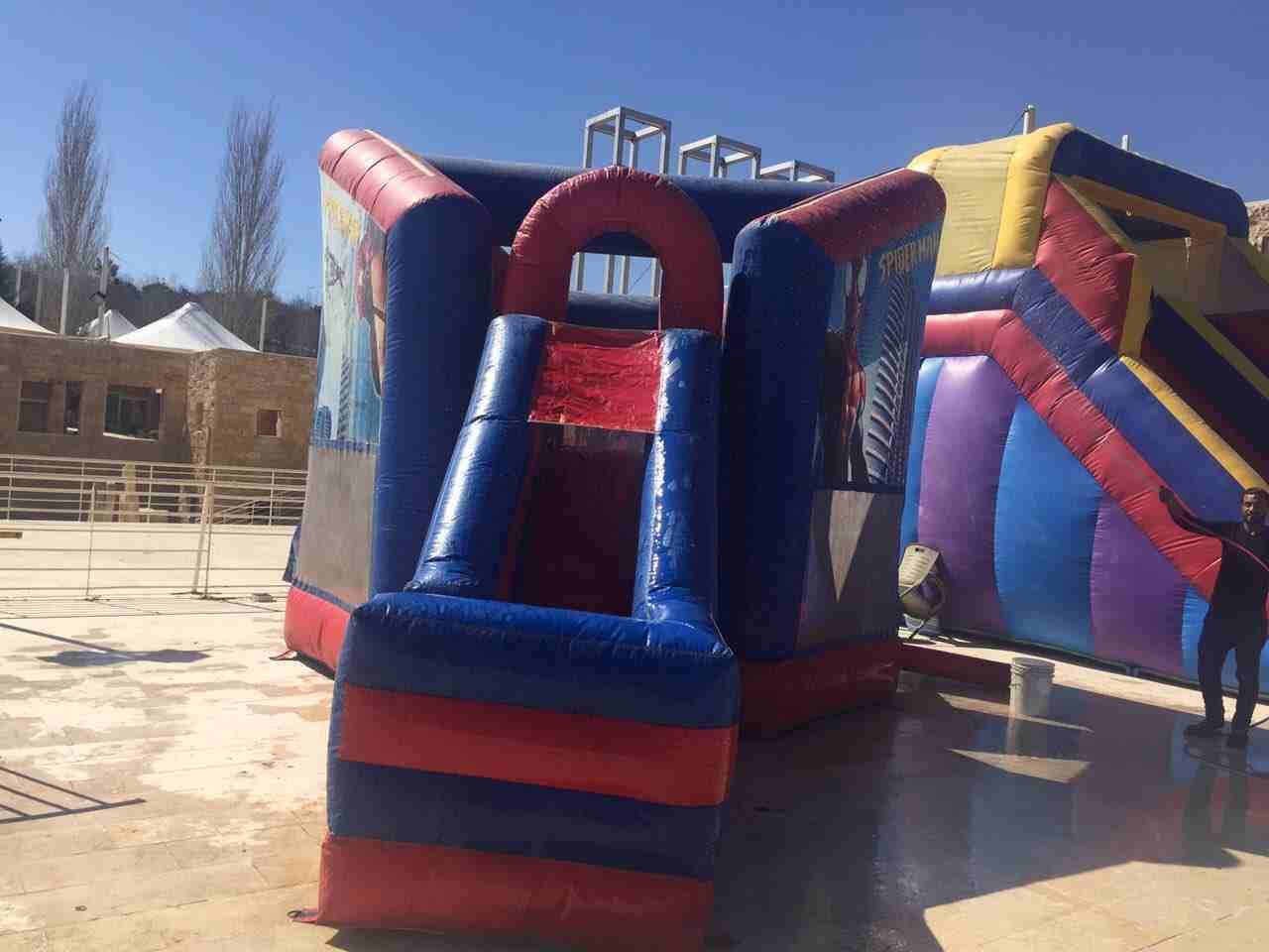 بيع العاب نفخ بيع مرة واحده
لا تنسَ أنك شاهدت هذا الإعلان في عنكبوت
للبيع سحاسيل نطاطات متاهات
بر...