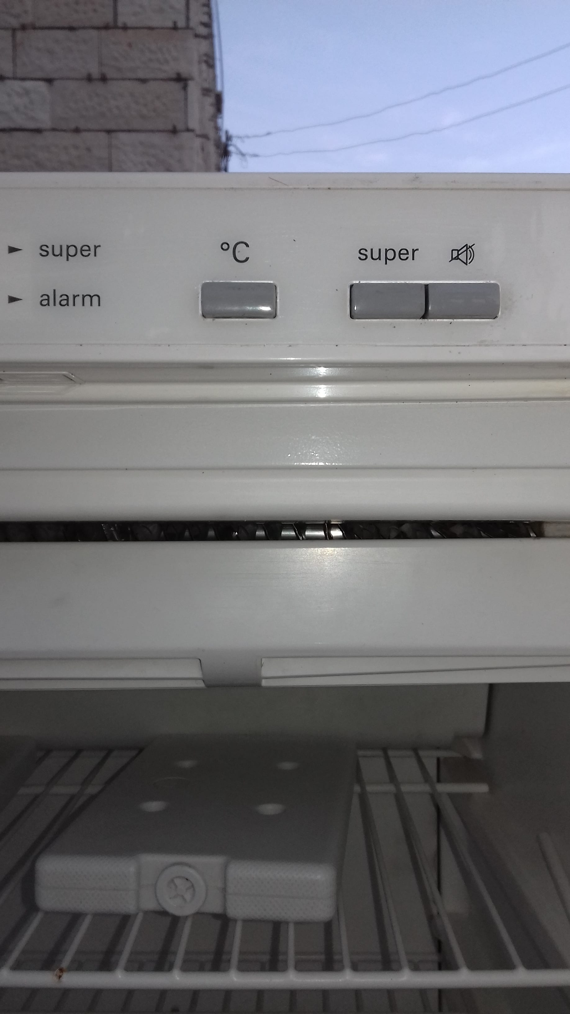 فريزر وثلاجه SIEMENS بحاله جيده جدا
لا تنسَ أنك شاهدت هذا الإعلان في عنكبوت
فريزر وثلاجه سيمن...