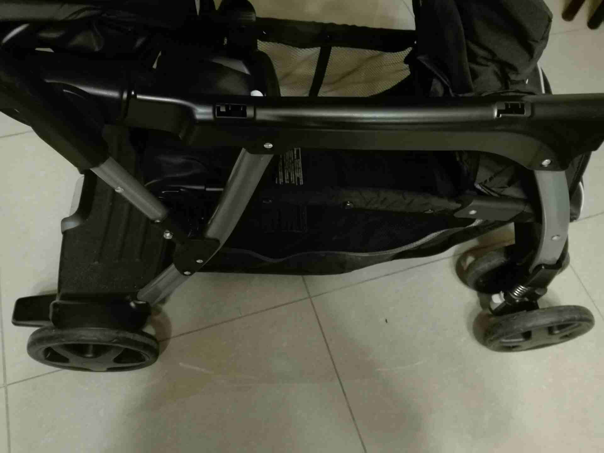 عرباية تؤام - او لطفلين - نوع جراكو Graco
لا تنسَ أنك شاهدت هذا الإعلان في عنكبوت
عرباية تؤام، و...