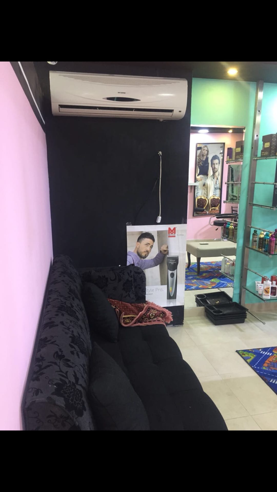 صالون للبيع
لا تنسَ أنك شاهدت هذا الإعلان في عنكبوت
صالون للبيع بعمان الغربيه / الصويفيه
بمنط...