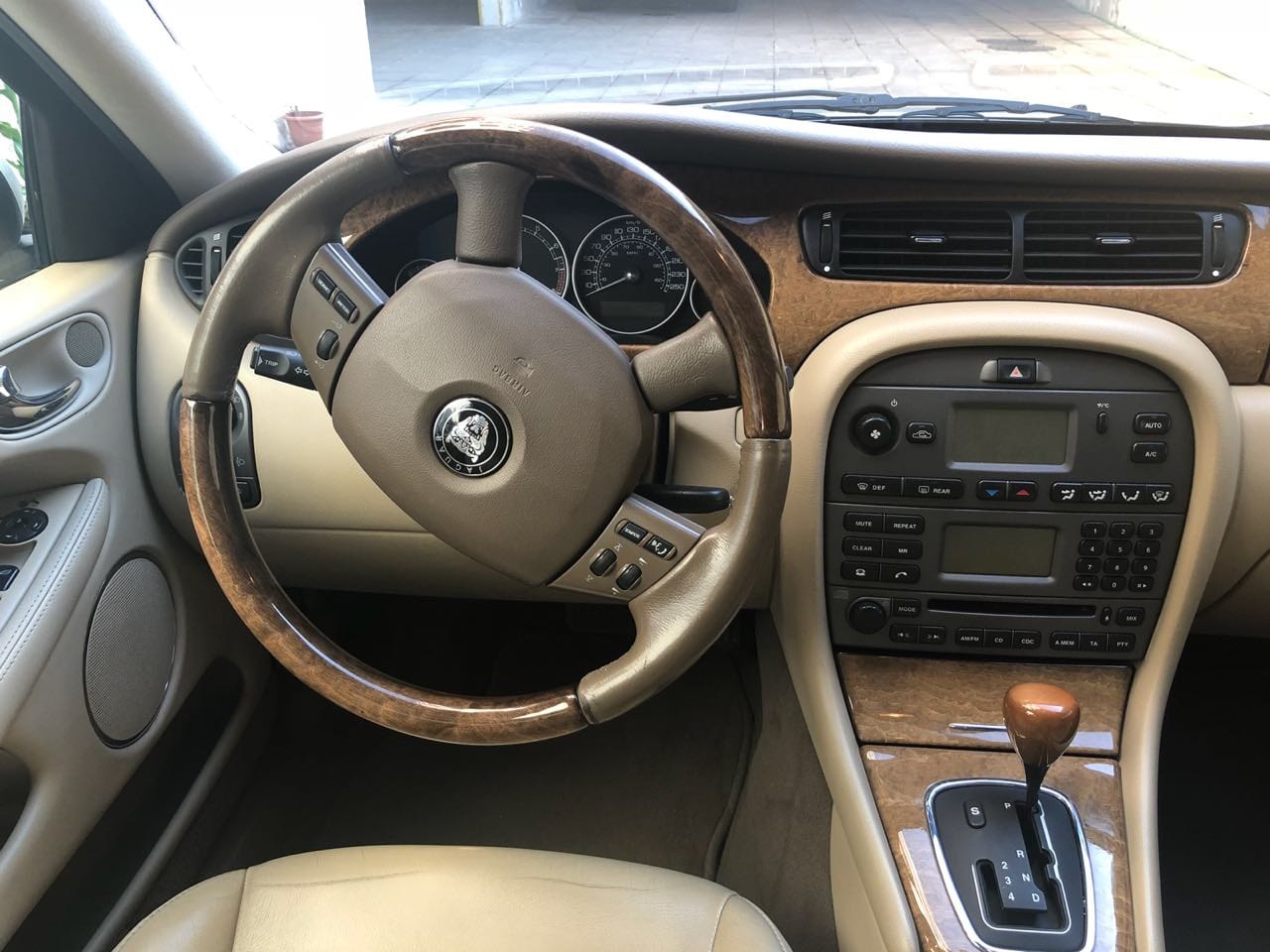 Jaguar X-type 2008 in mint condition
لا تنسَ أنك شاهدت هذا الإعلان في عنكبوت
Beautiful car wi...
