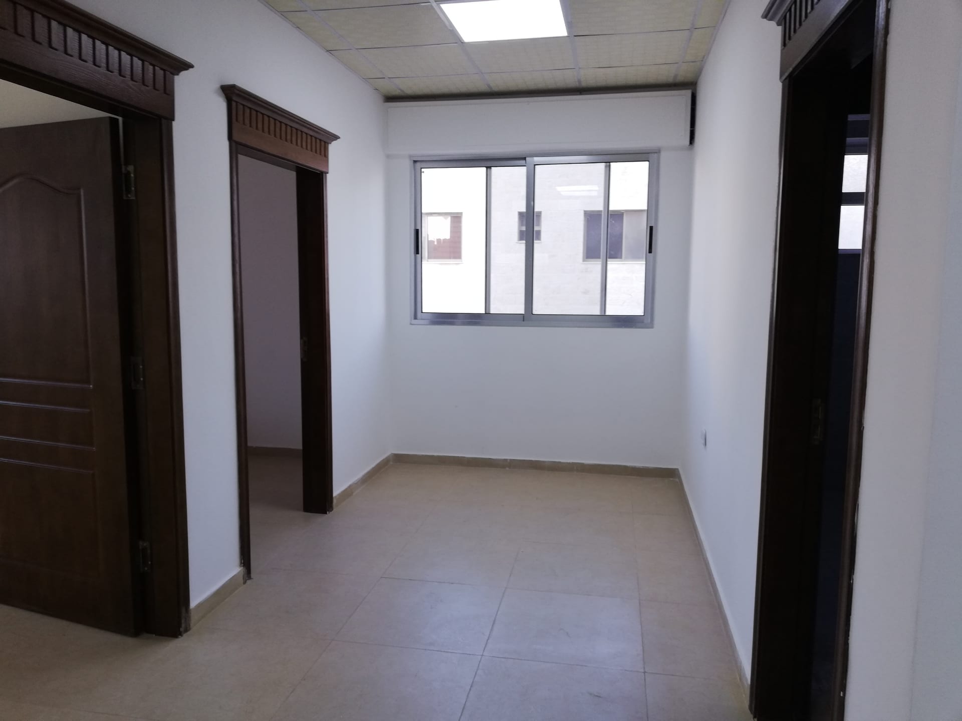 مكاتب للإيجار بمساحات مختلفة
لا تنسَ أنك شاهدت هذا الإعلان في عنكبوت
مداخل فخمة
تشطيبات سوبر...