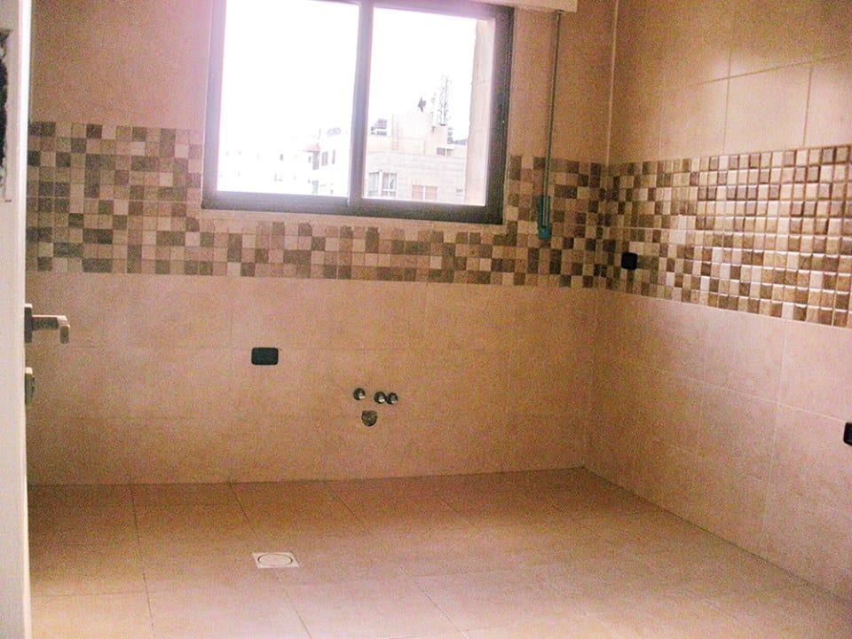 شقه ارضيه جديده فارغه للبيع الجاردنز خلف ابن الهيثم مساحه 90م مع حديقه
لا تنسَ أنك شاهدت هذا الإعلان في عنكبوت...