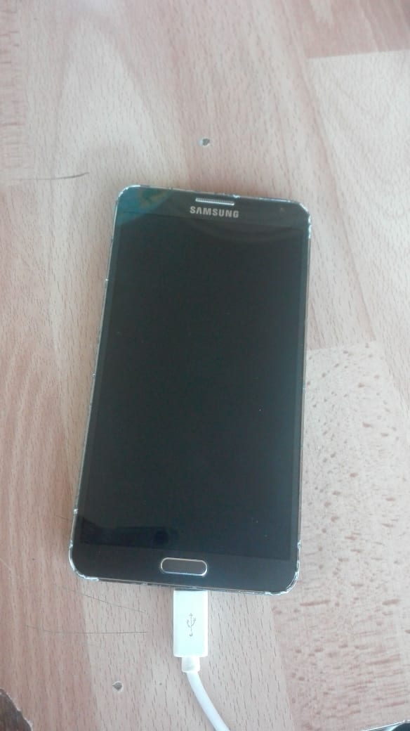 نوت 3 ___ مستعمل
لا تنسَ أنك شاهدت هذا الإعلان في عنكبوت
يتوفر لدي هاتف ، ، ،
SAMSUNG NOTE...