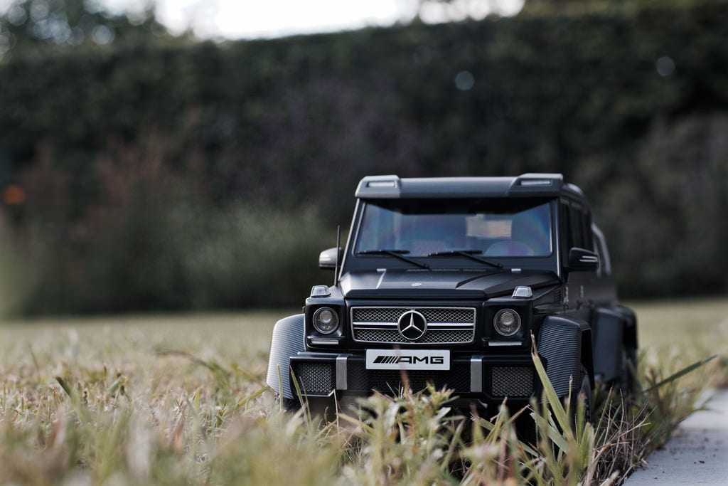 مجسم مرسيدس جي كلاس لون اسود مطفي Mercedes g63 6x6 scale model matte black
لا تنسَ أنك شاهدت هذا الإعلان في عنكبوت...