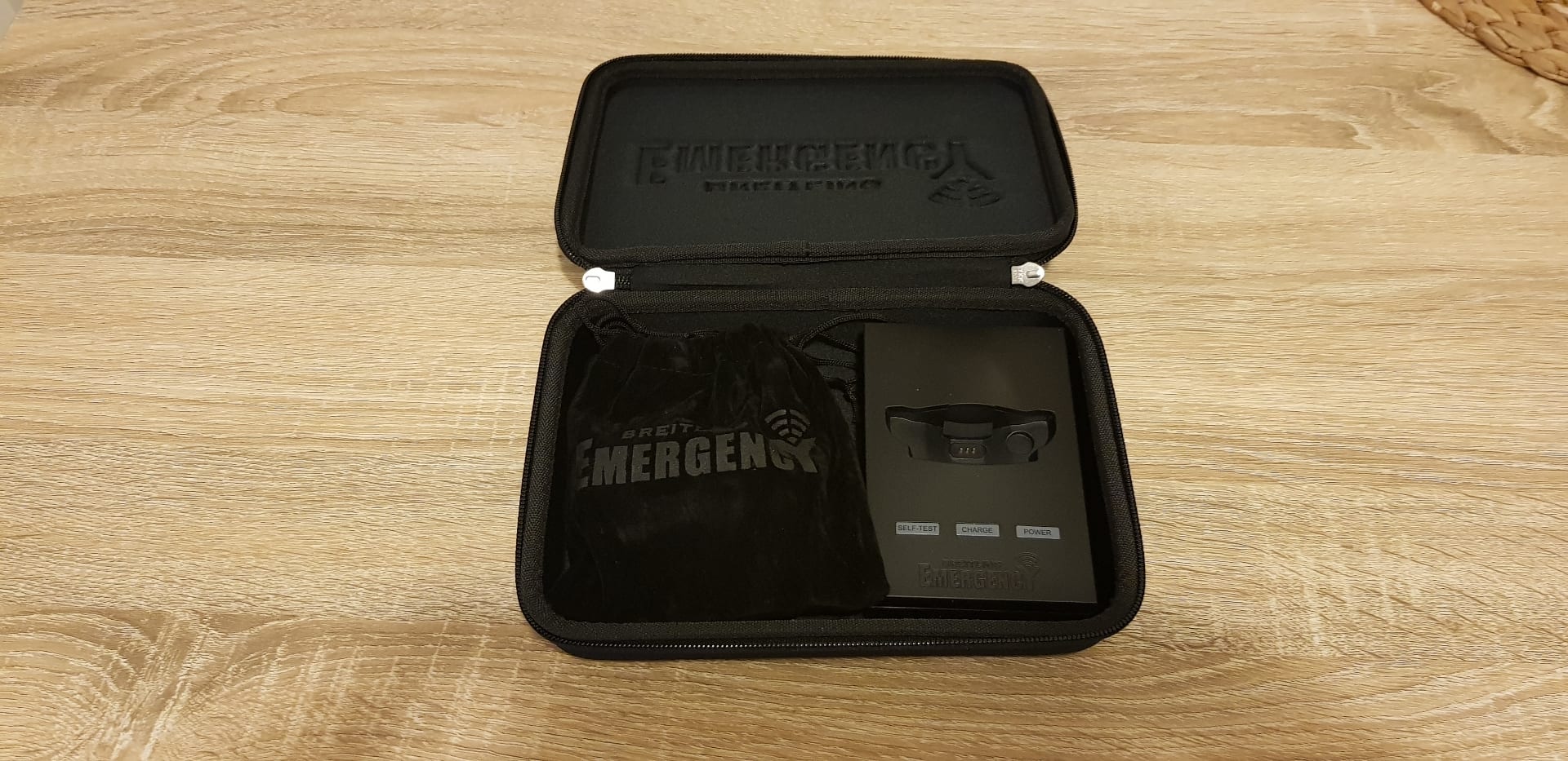 Breitling Emergency II
لا تنسَ أنك شاهدت هذا الإعلان في عنكبوت
3 month old
وارد الوكاله...