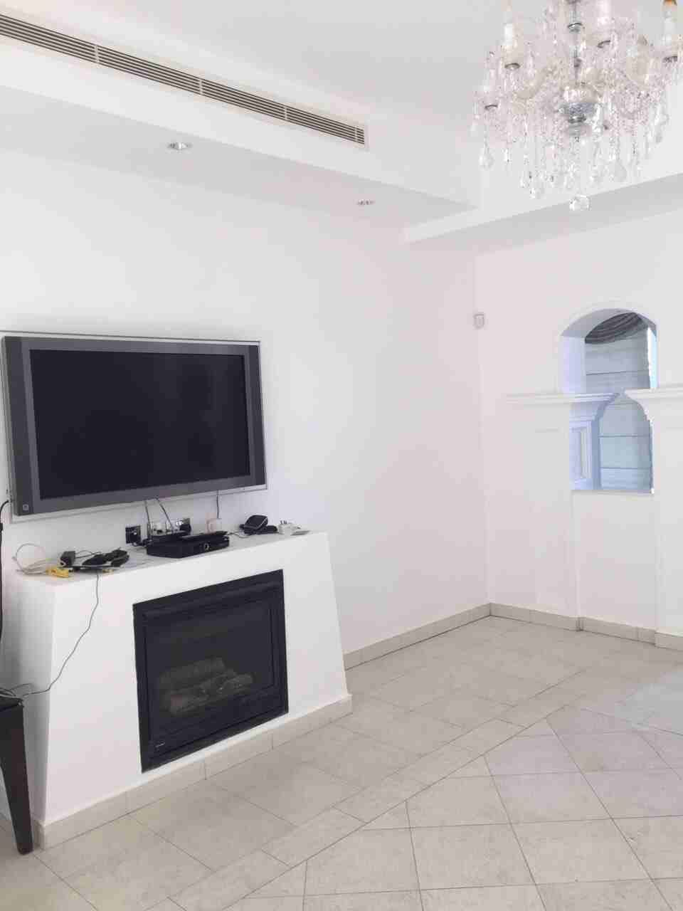 فيلا فخمة للإيجار في عبدون
لا تنسَ أنك شاهدت هذا الإعلان في عنكبوت
5 Bedroom prime location vill...