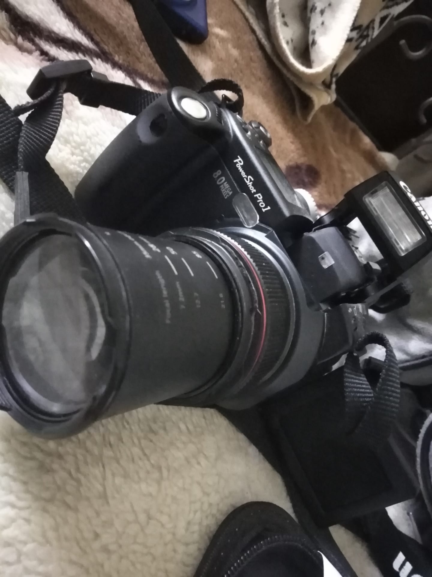 كاميرا كانون power shot pro1
لا تنسَ أنك شاهدت هذا الإعلان في عنكبوت
كاميرا كانون power sho...