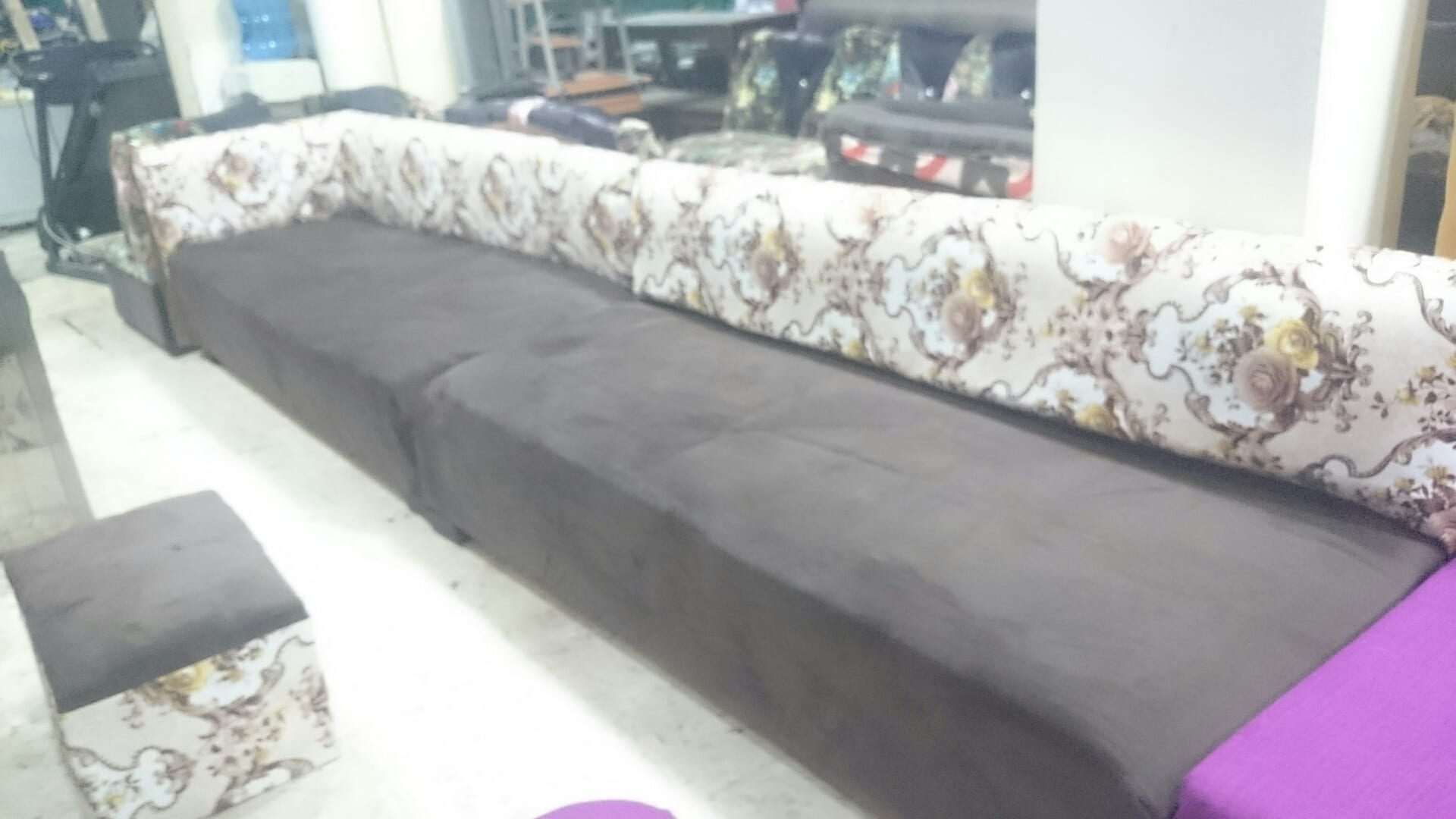 10اطقم كنب البيع كامل بسعر 1300دينار
لا تنسَ أنك شاهدت هذا الإعلان في عنكبوت
البيع كامل...