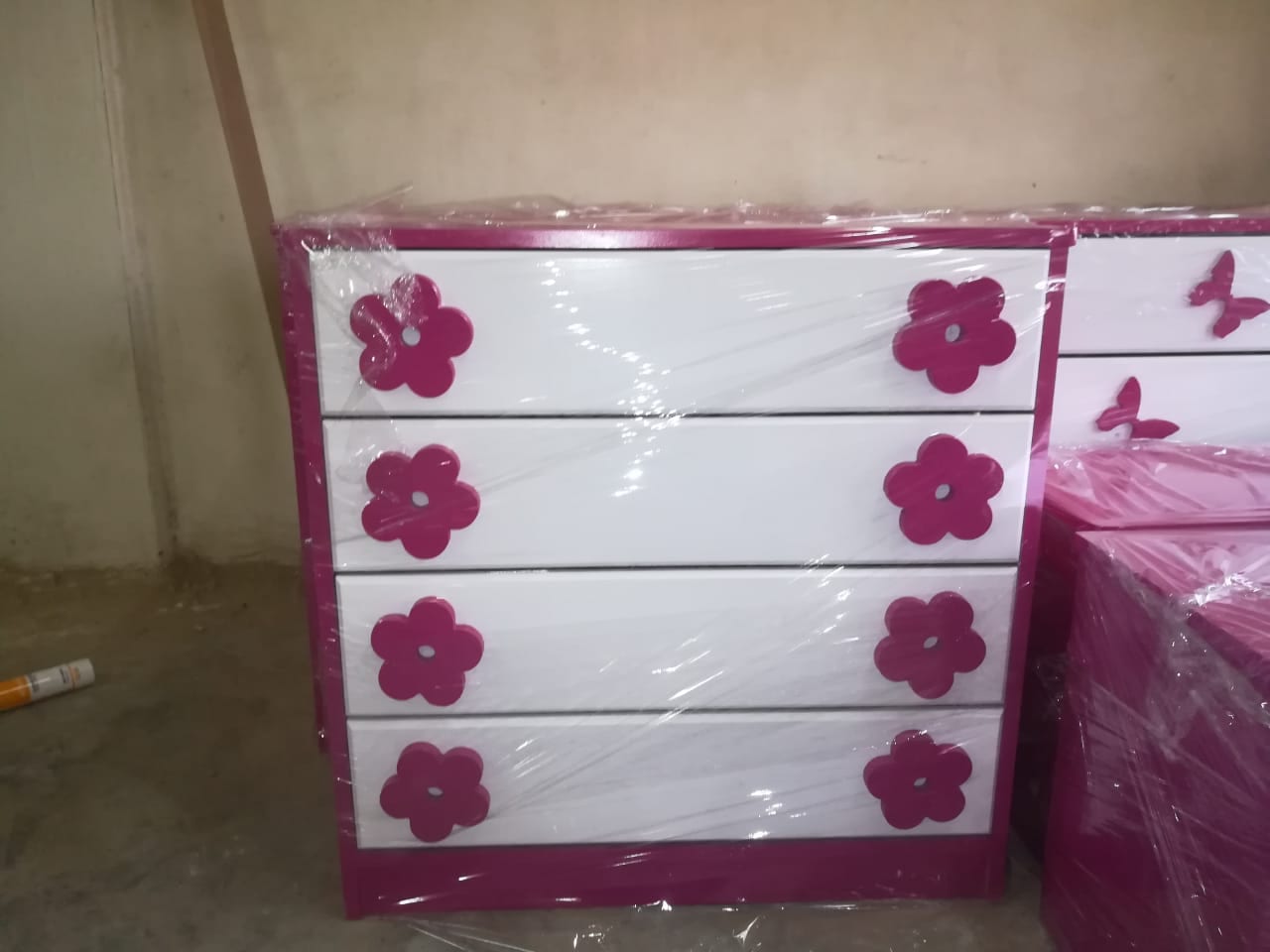 نارناار نااار،اقوى العروض على غرف اطفال
لا تنسَ أنك شاهدت هذا الإعلان في عنكبوت
#الببجي_لعبت...