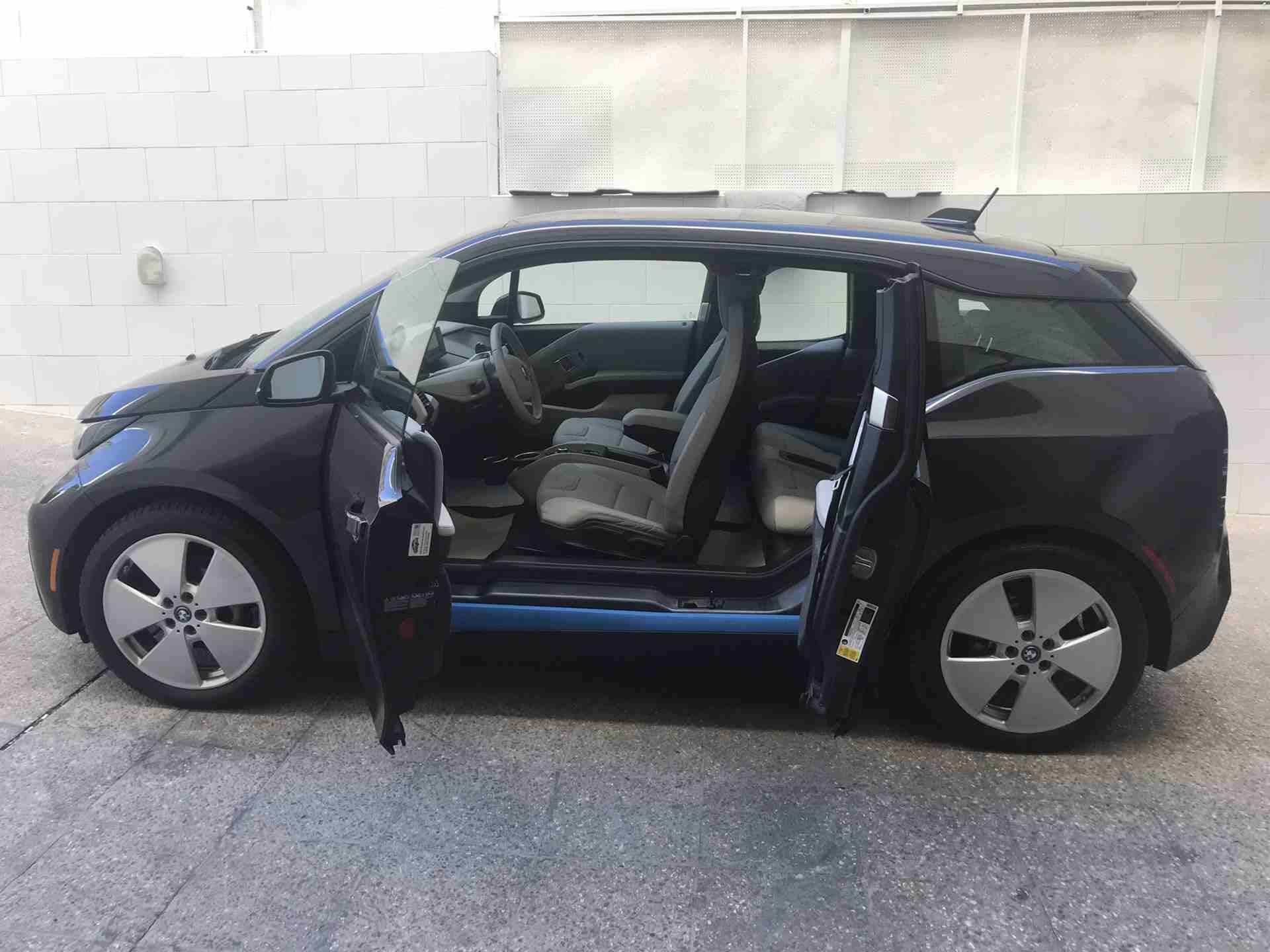 bmw i3 rex 2015
لا تنسَ أنك شاهدت هذا الإعلان في عنكبوت
كلين كار فاكس
كلين تايتل
عداد 28000
جمر...