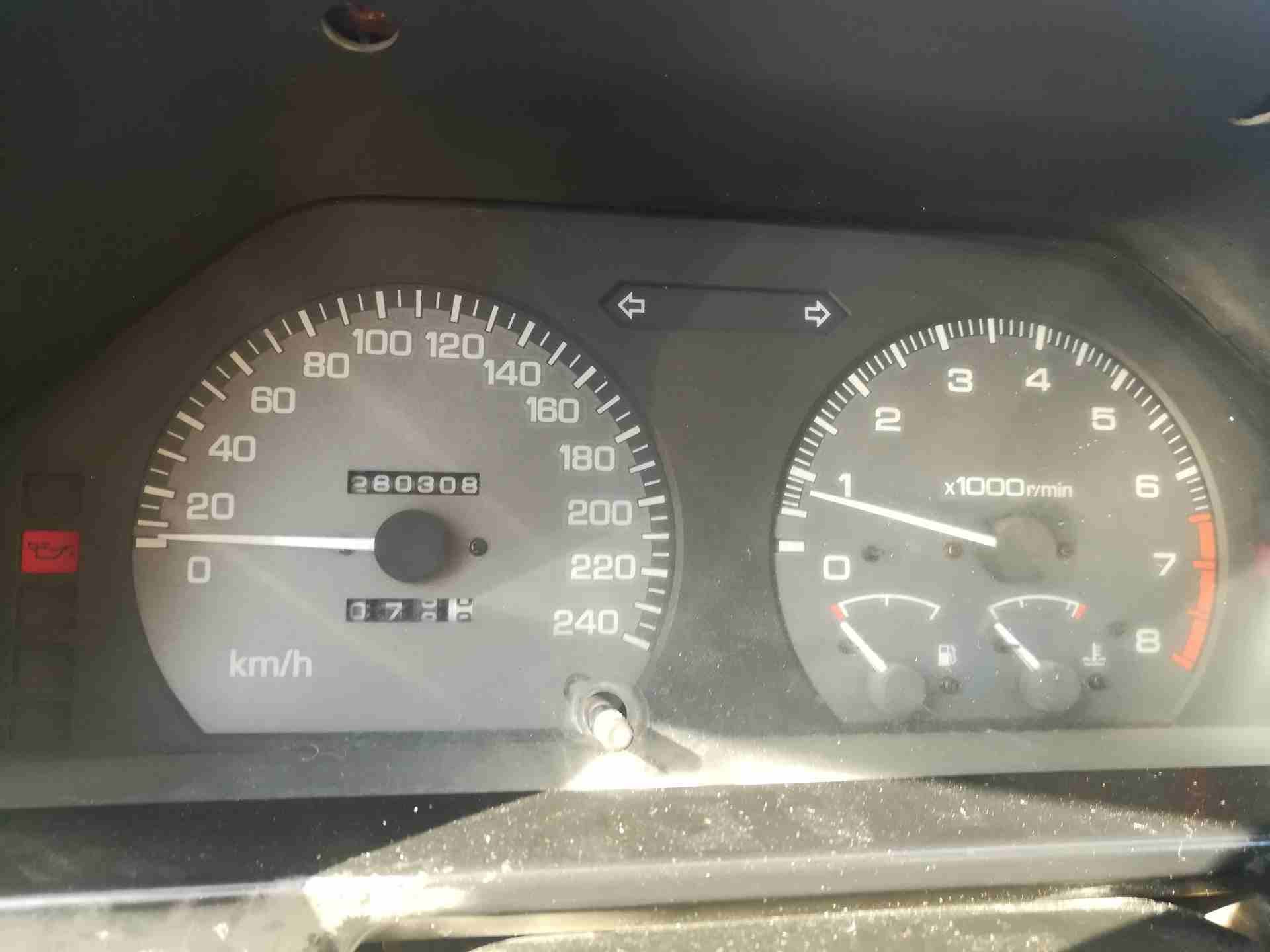 لانسر صندوق 90 اوروبي بحالة ممتازه
لا تنسَ أنك شاهدت هذا الإعلان في عنكبوت
لانسر اوروبي بحالة وكا...
