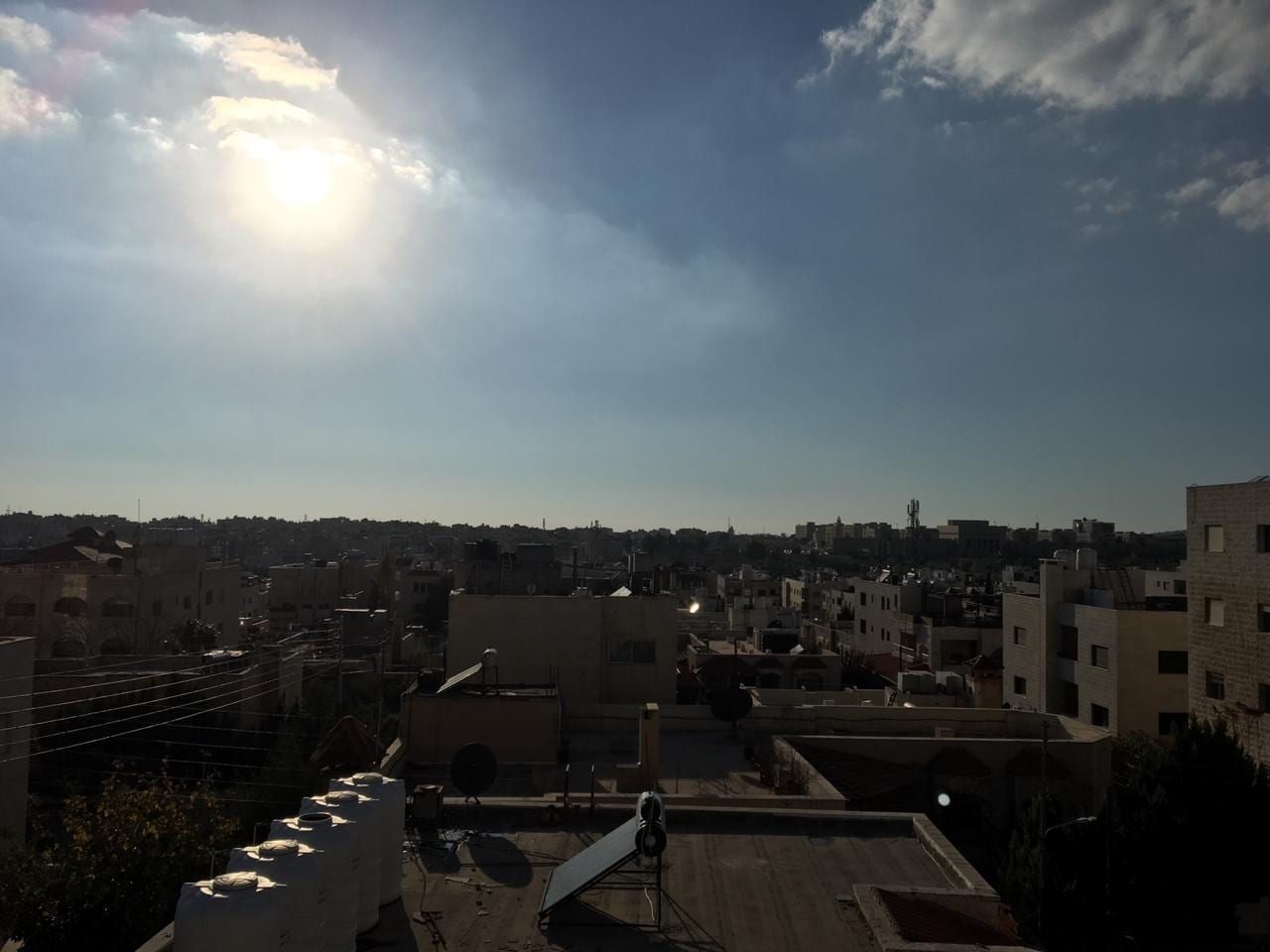فيلا فخمة فارغة للايجار السنوي في أرقى أحياء عمان
لا تنسَ أنك شاهدت هذا الإعلان في عنكبوت
فيل...