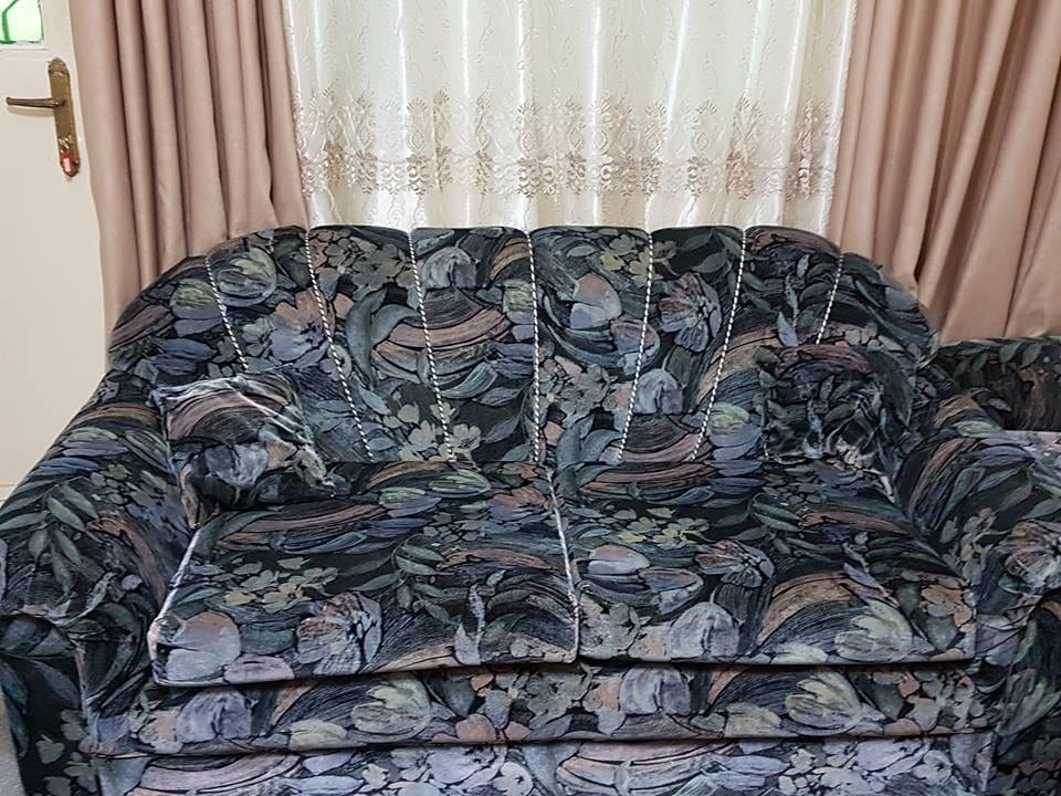 طقم كنب للبيع بحاله جيده جدا
لا تنسَ أنك شاهدت هذا الإعلان في عنكبوت
طقم كنب للبيع بحاله جيده...