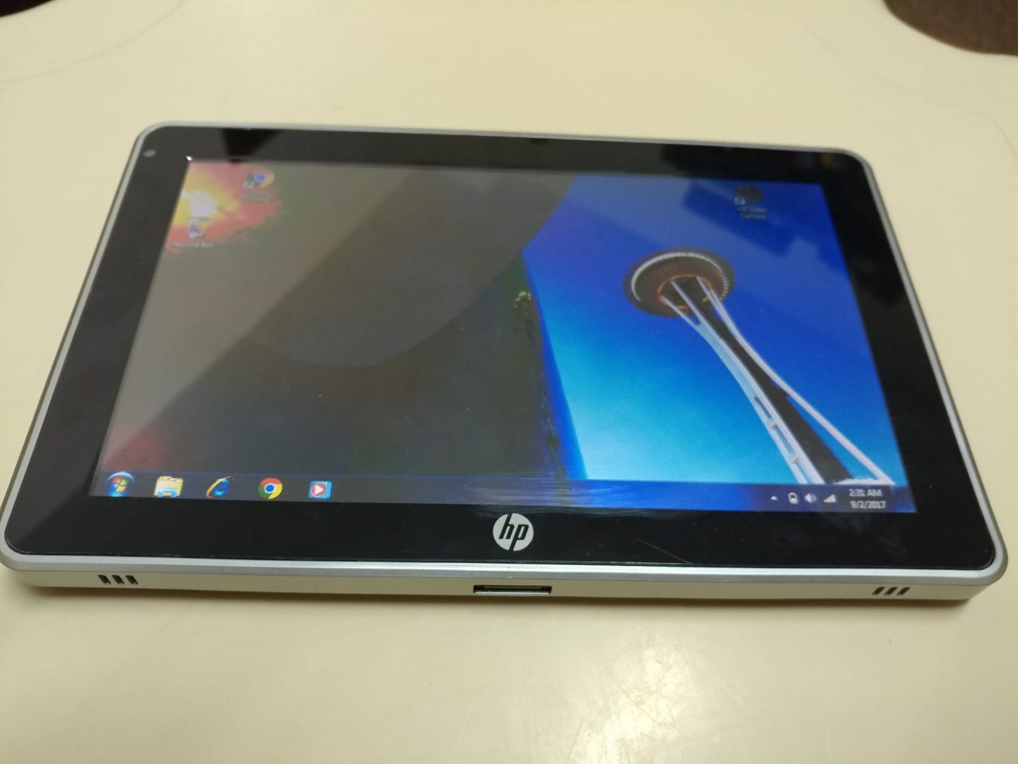 تابلت hp slate 500 ( ويندوز 7, رام 2G, هاردسك 64G SSD, شاشة 9 انش, معالج انتل اتوم)
لا تنسَ أنك شاهدت هذا الإعلان في عنكبوت...