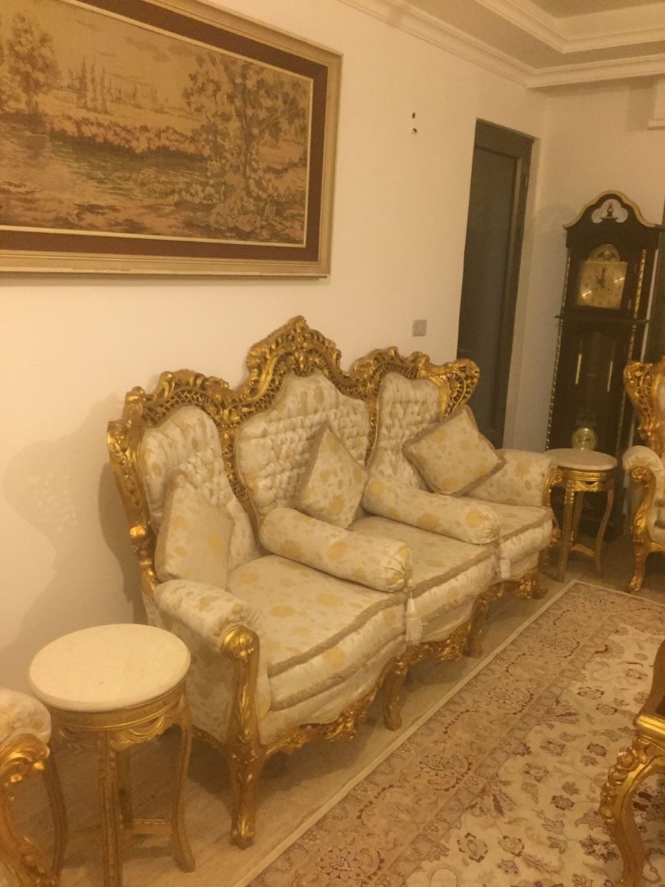 أثاث بيت راقي للبيع
لا تنسَ أنك شاهدت هذا الإعلان في عنكبوت
أثاث بيت راقي للبيع بداعي السفر ،...