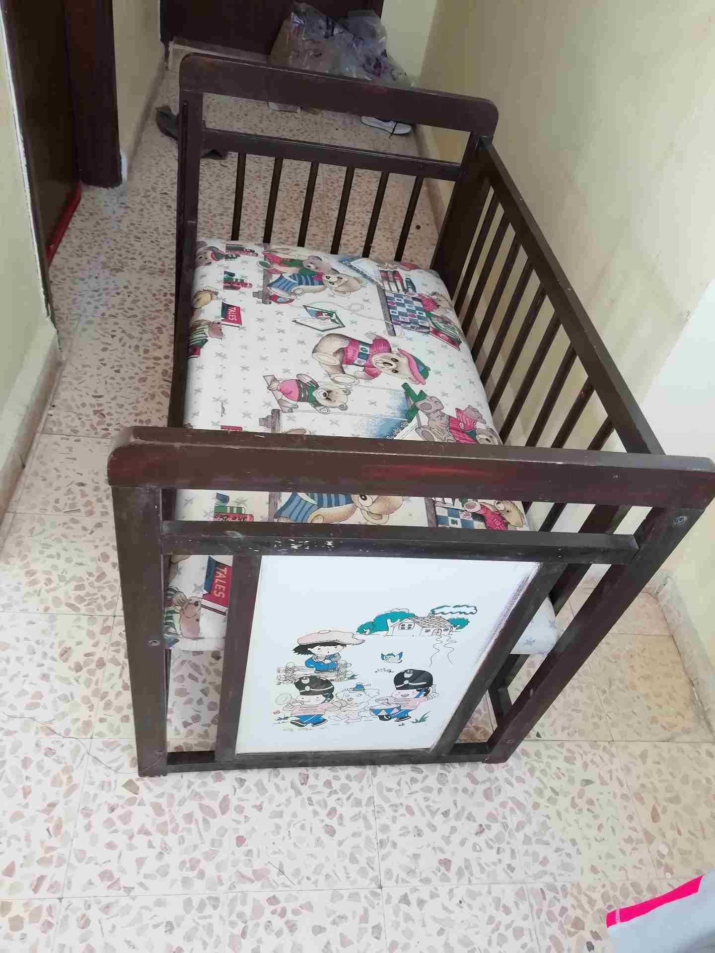 سرير اطغاال
لا تنسَ أنك شاهدت هذا الإعلان في عنكبوت
سرير اطفال خشب
مع الفرشة...