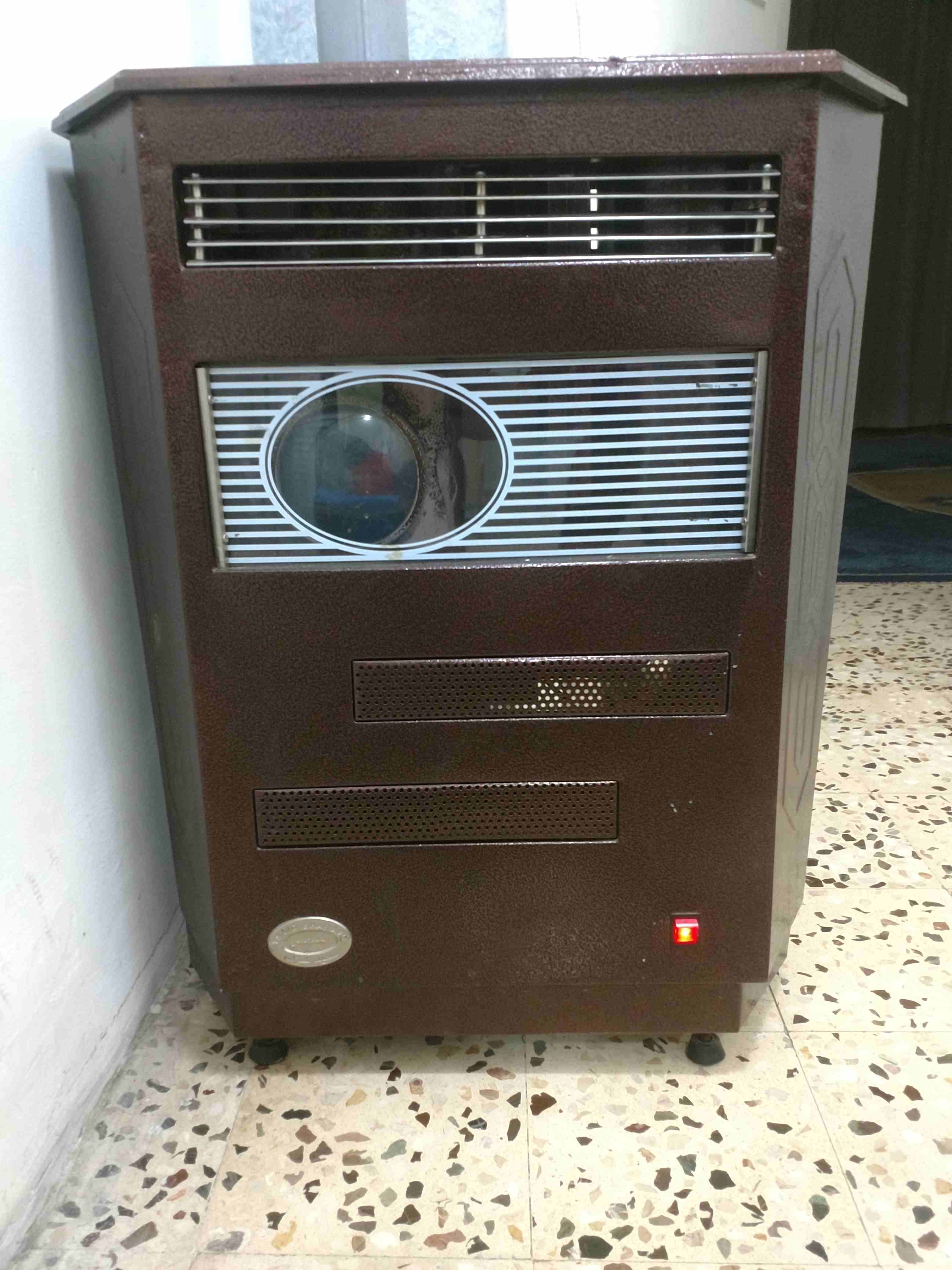 دفايات صوبات
لا تنسَ أنك شاهدت هذا الإعلان في عنكبوت
صوبة بواري نوع شمس حالتها جيدة جدا تعمل على...