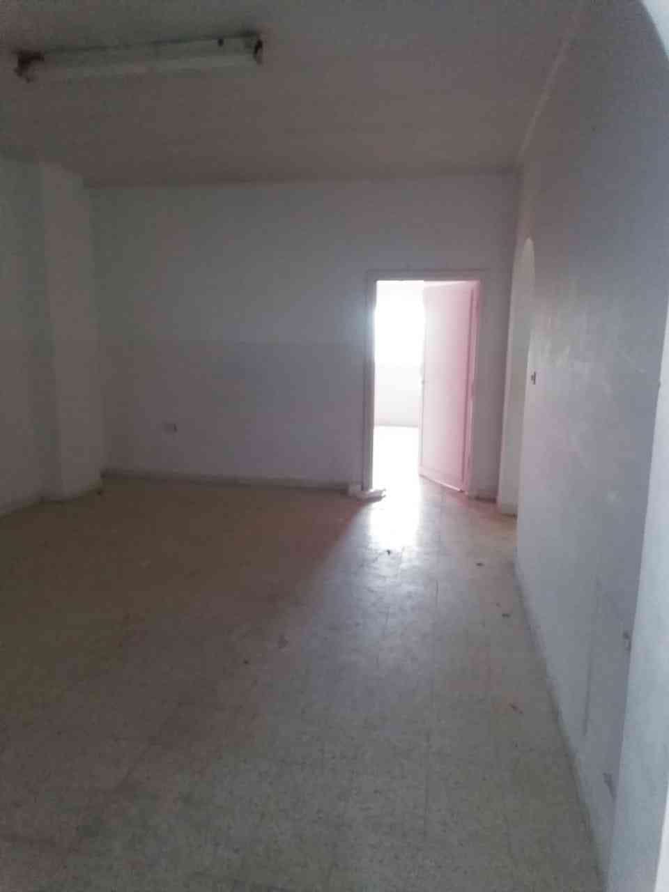 شقة فارغة للايجار ضاحية الامير حسن 160م 200 شهري
لا تنسَ أنك شاهدت هذا الإعلان في عنكبوت
شقة...