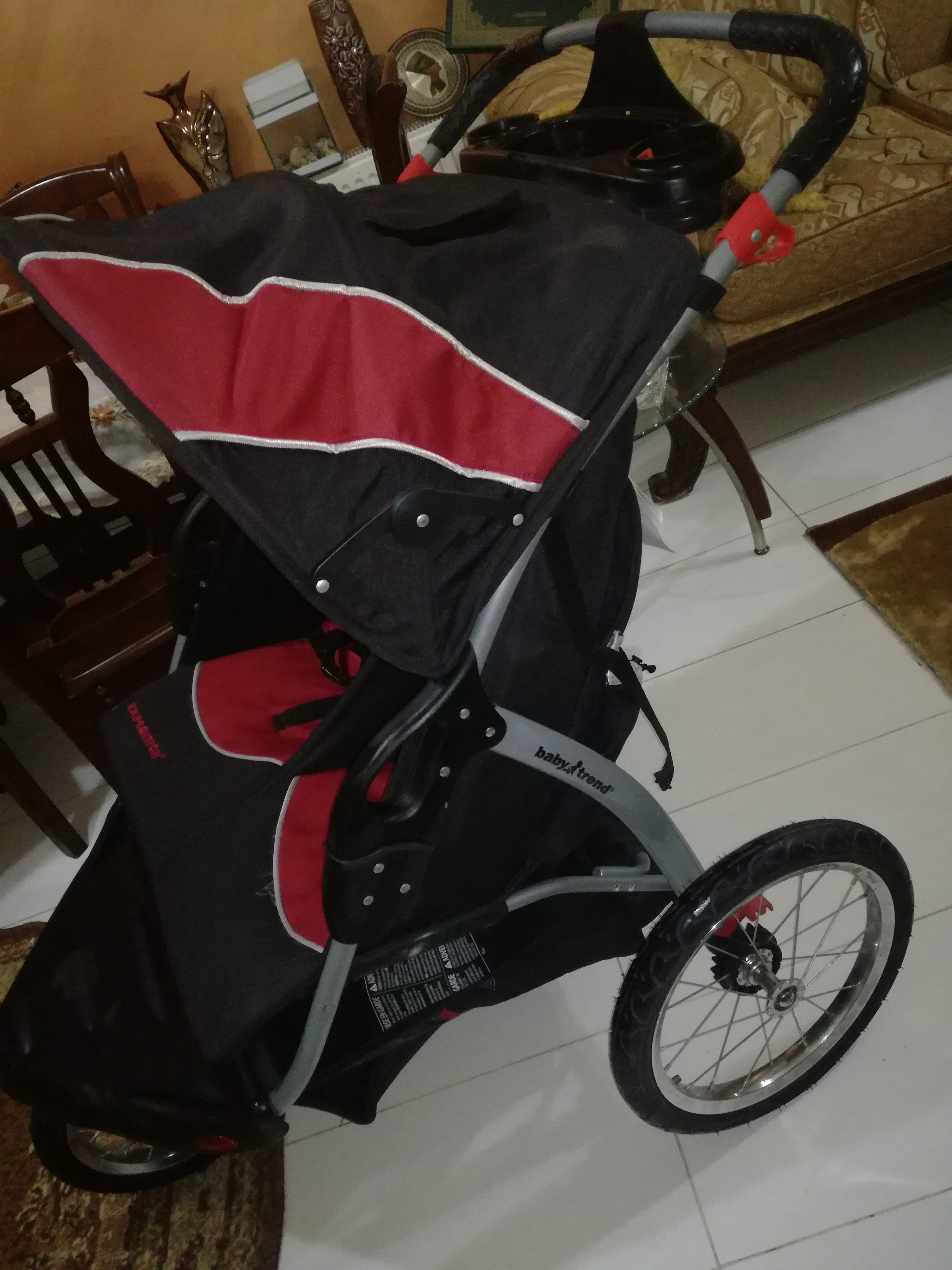 عرباية توام ماركة baby trend فخمه جدا بسعر مغري
لا تنسَ أنك شاهدت هذا الإعلان في عنكبوت
عرباي...