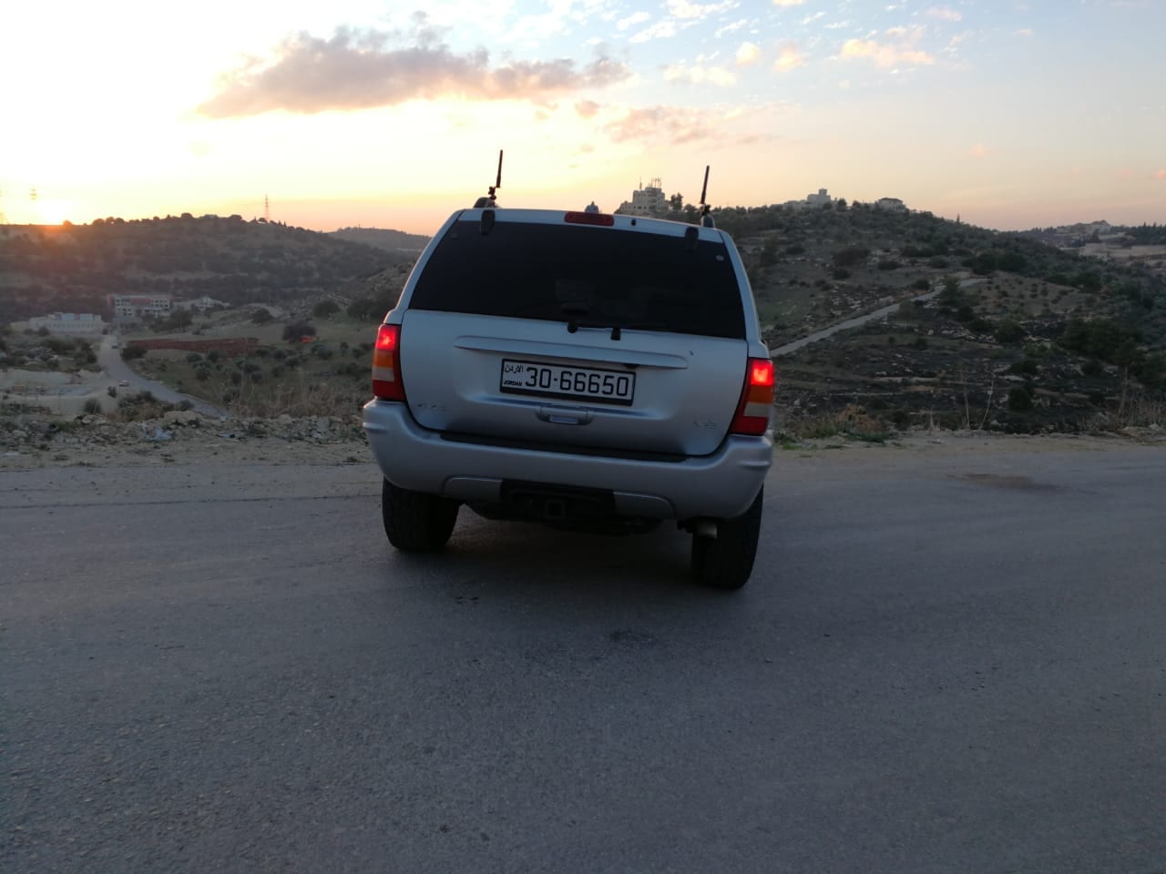 JEEP GRAND CHEROKEE 2004
لا تنسَ أنك شاهدت هذا الإعلان في عنكبوت
Jeep grand cherokee 2004
ove...
