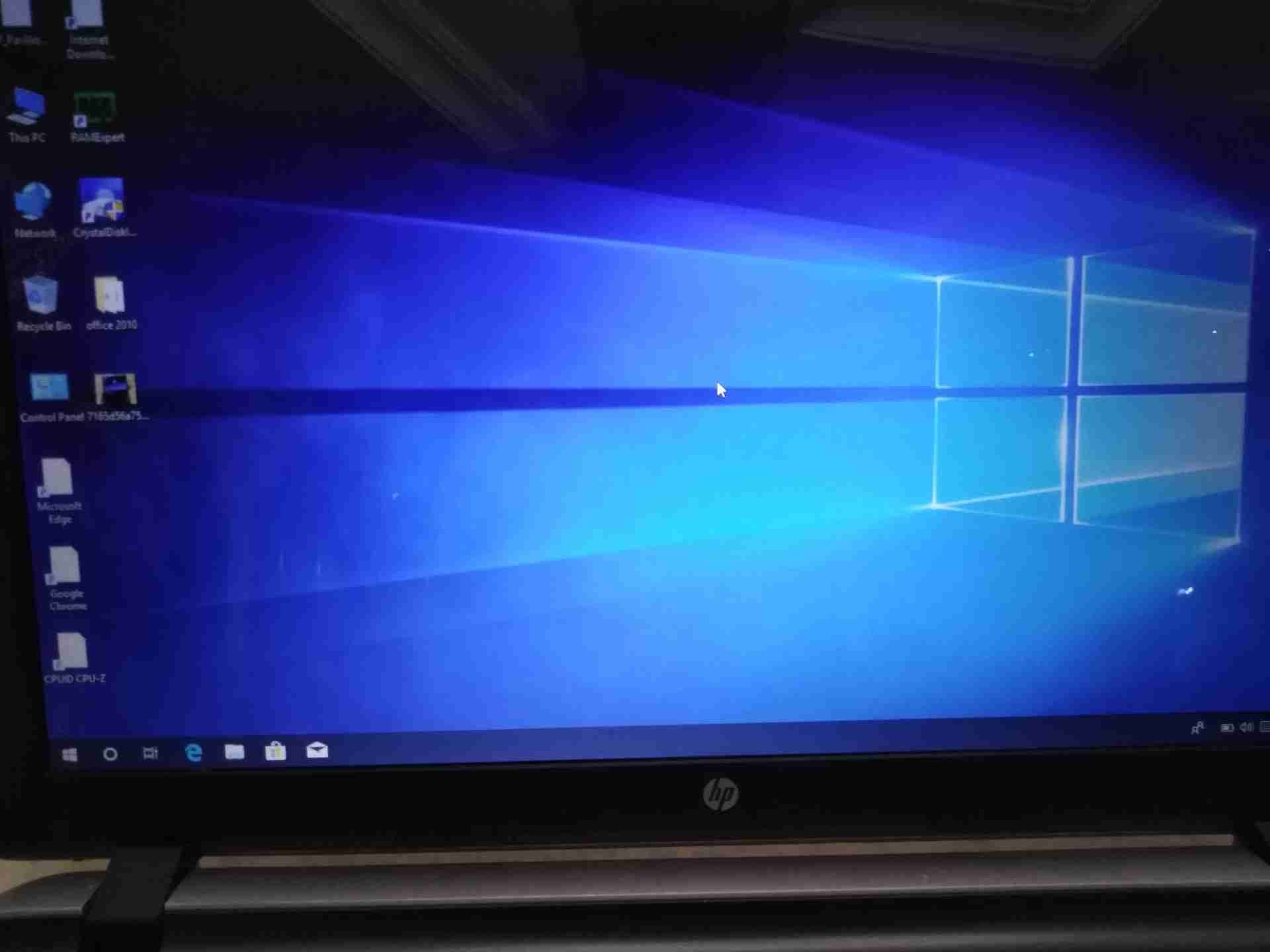 hp للبتوب كور i5 جيل رابع شاشة 17.3
لا تنسَ أنك شاهدت هذا الإعلان في عنكبوت
Hp pavilion 17 ج...