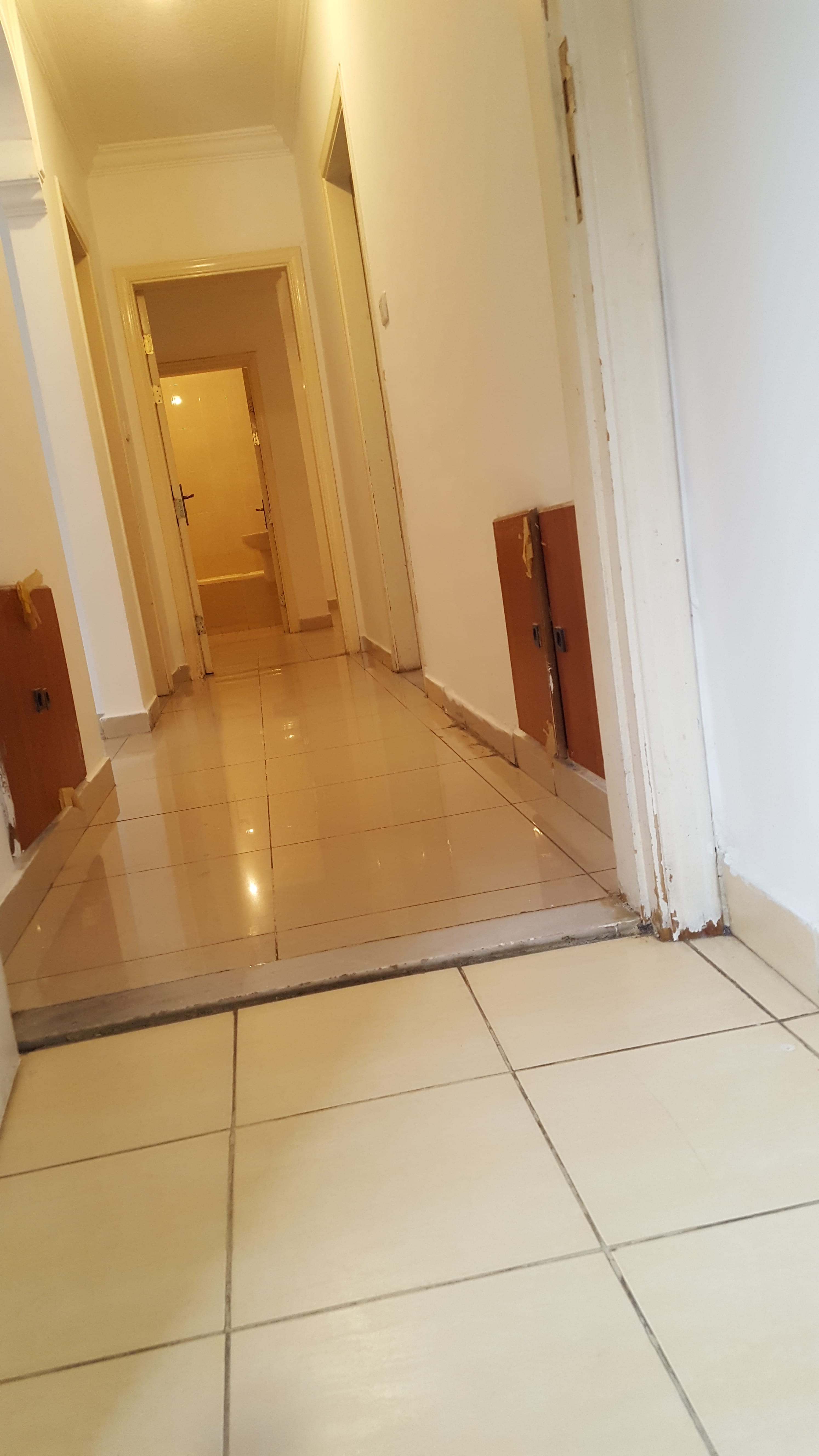 شقة فارغة للايجار - ضاحية الرشيد
لا تنسَ أنك شاهدت هذا الإعلان في عنكبوت
شقة فارغة 2 غرف نوم...