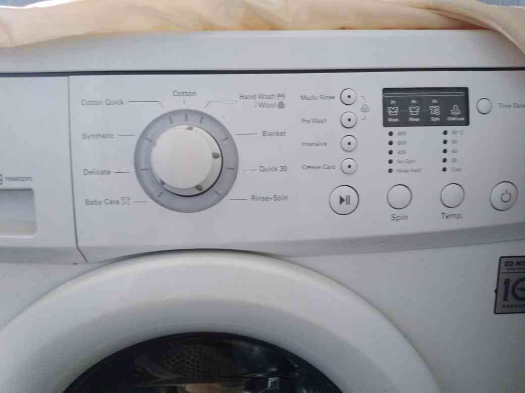 صيانة جميع أنواع غسالات وا ثلاجات داخل منزل جميع مناطق خدمة سريعة افضل اسعار
لا تنسَ أنك شاهدت هذا الإعلان في عنكبوت...