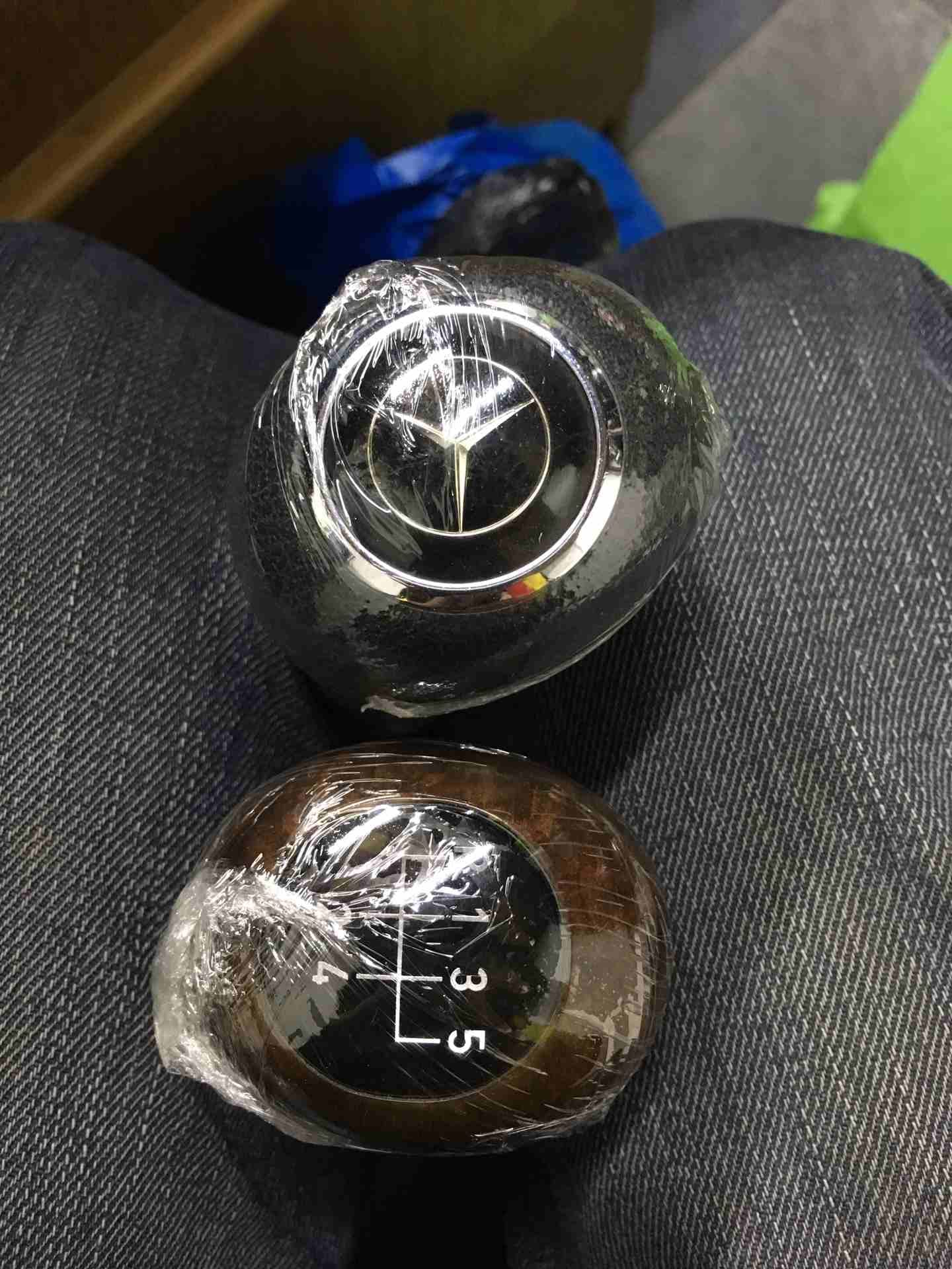 مجموعة طبة جير Shift Knob أصليات مميزة
لا تنسَ أنك شاهدت هذا الإعلان في عنكبوت
وارد اليابان . الا...