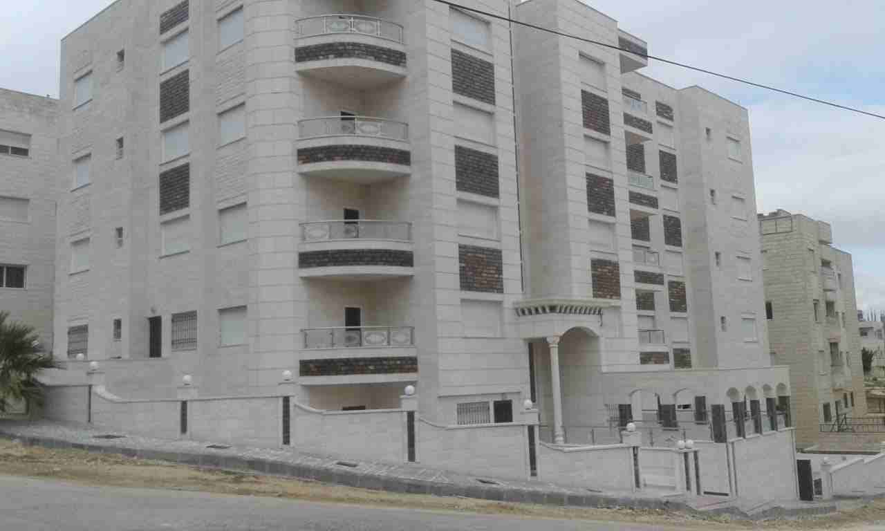 شقق فارغة فخمة جدا جدا تشطيباتها ممتازة جدا ومشغولة بامانة،عمارة جديدة لم تسكن،من المالك،أبونصير
لا تنسَ أنك شاهدت هذا الإعلان في عنكبوت...