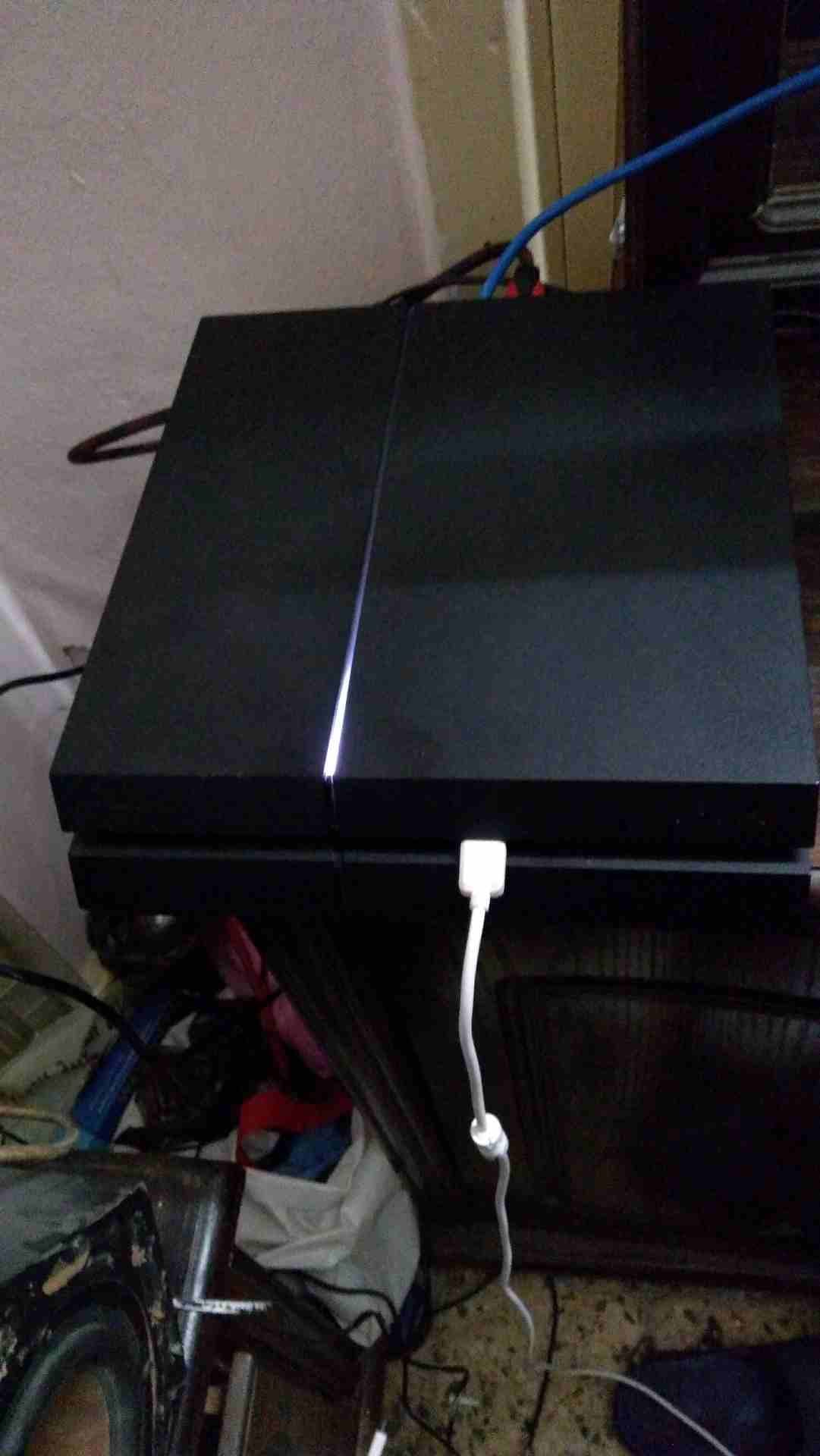 ps4 1tb للبيع فقط
لا تنسَ أنك شاهدت هذا الإعلان في عنكبوت
الجهاز نضيف جدا معاه ايد وحدة الهارد دي...