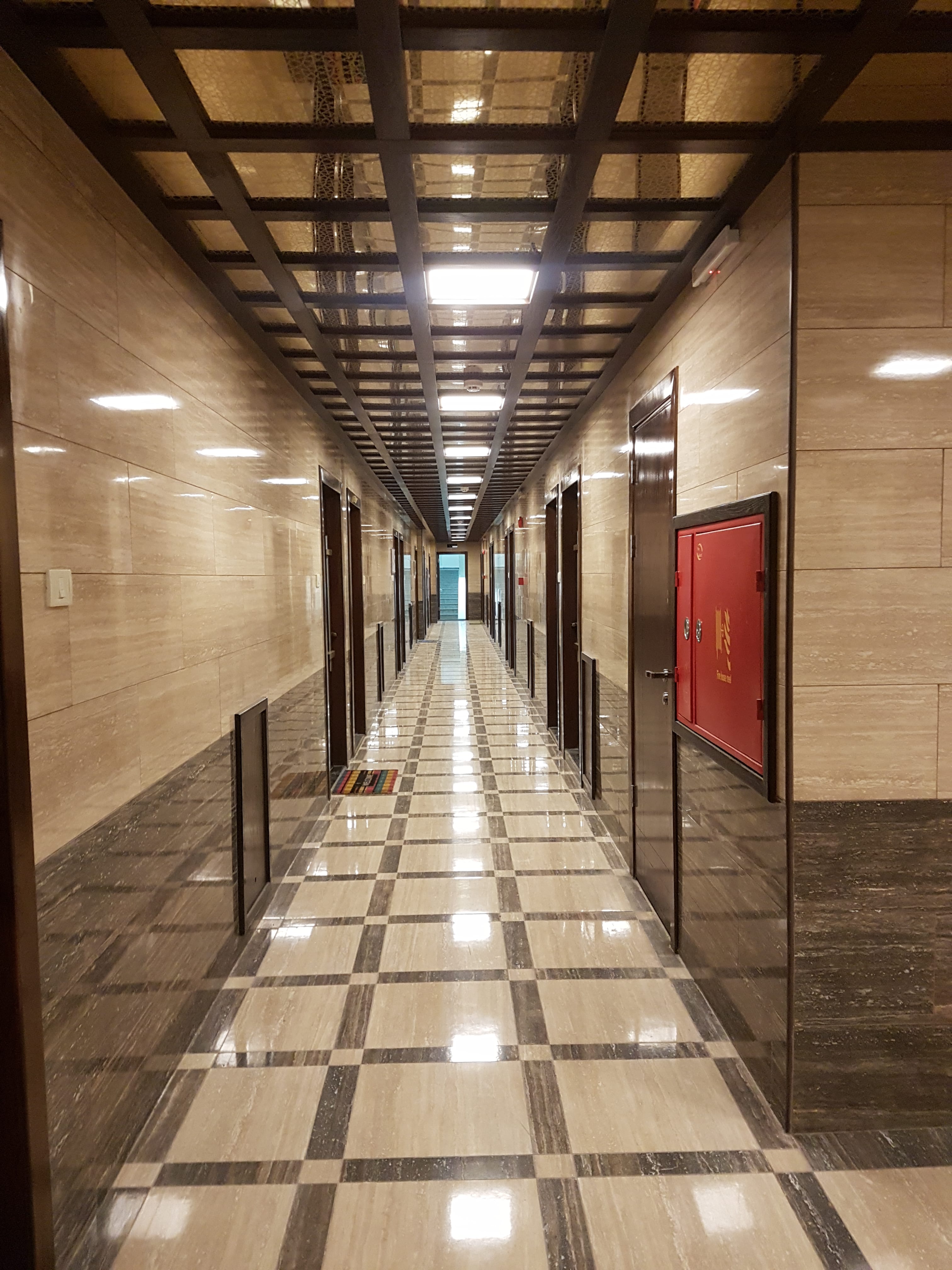 مكاتب تجارية فاخرة للايجار في المدينه الرياضية
لا تنسَ أنك شاهدت هذا الإعلان في عنكبوت
مكاتب...