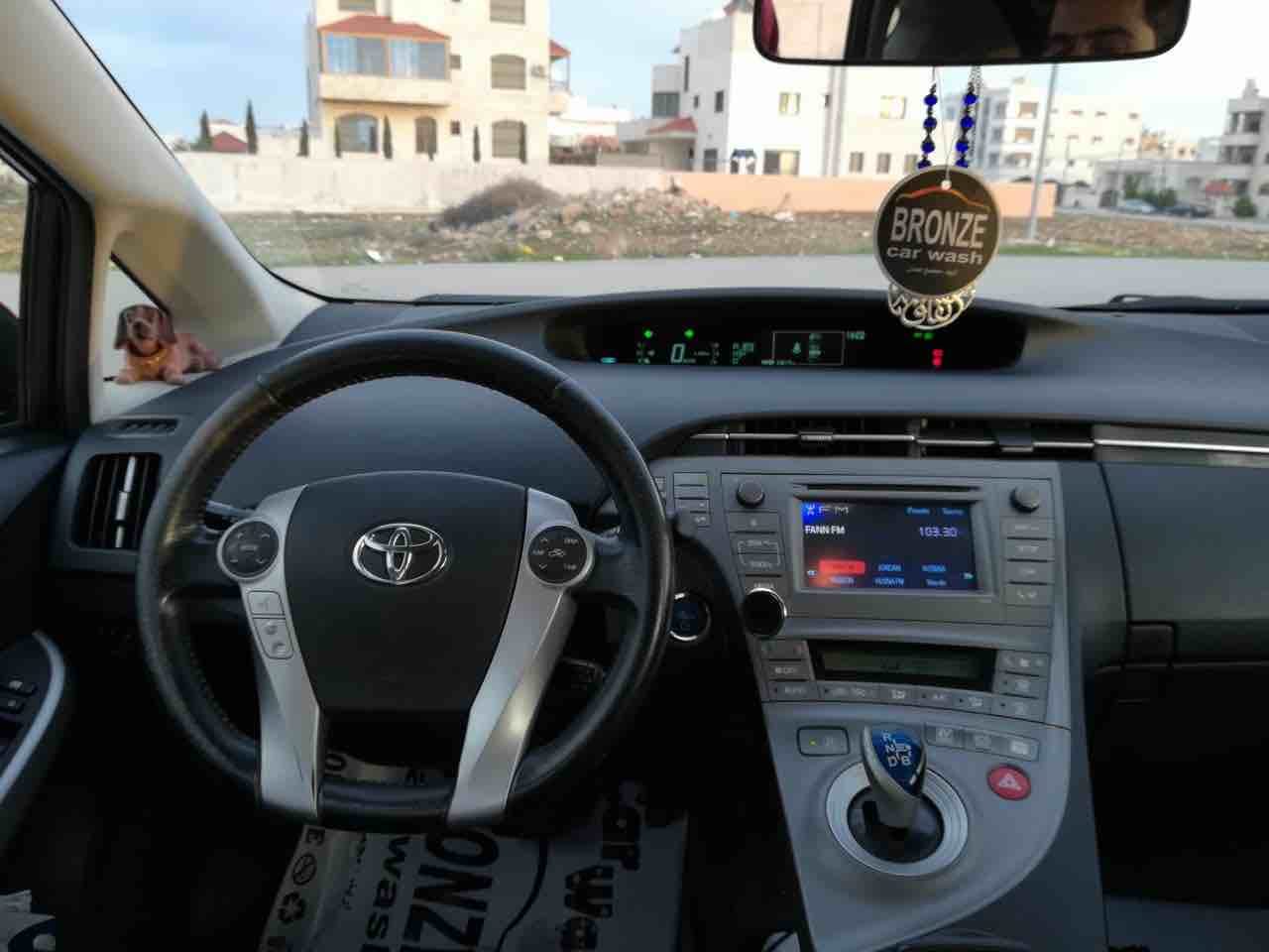 اقساط ٧ جيد تويوتا بريوس 2012 بحاله ممتازة
وارد اوروبي
لون خمري
فرش جلد و مخمل أصلي
شاشة أصلية
كاميرا خلفية أصلية
مدخل CD
بلوتوث
مدخل AUX عدد 2
مثبت سرعة
تحكم كامل عن طريق المقود
زجاج كهرباء all auto...