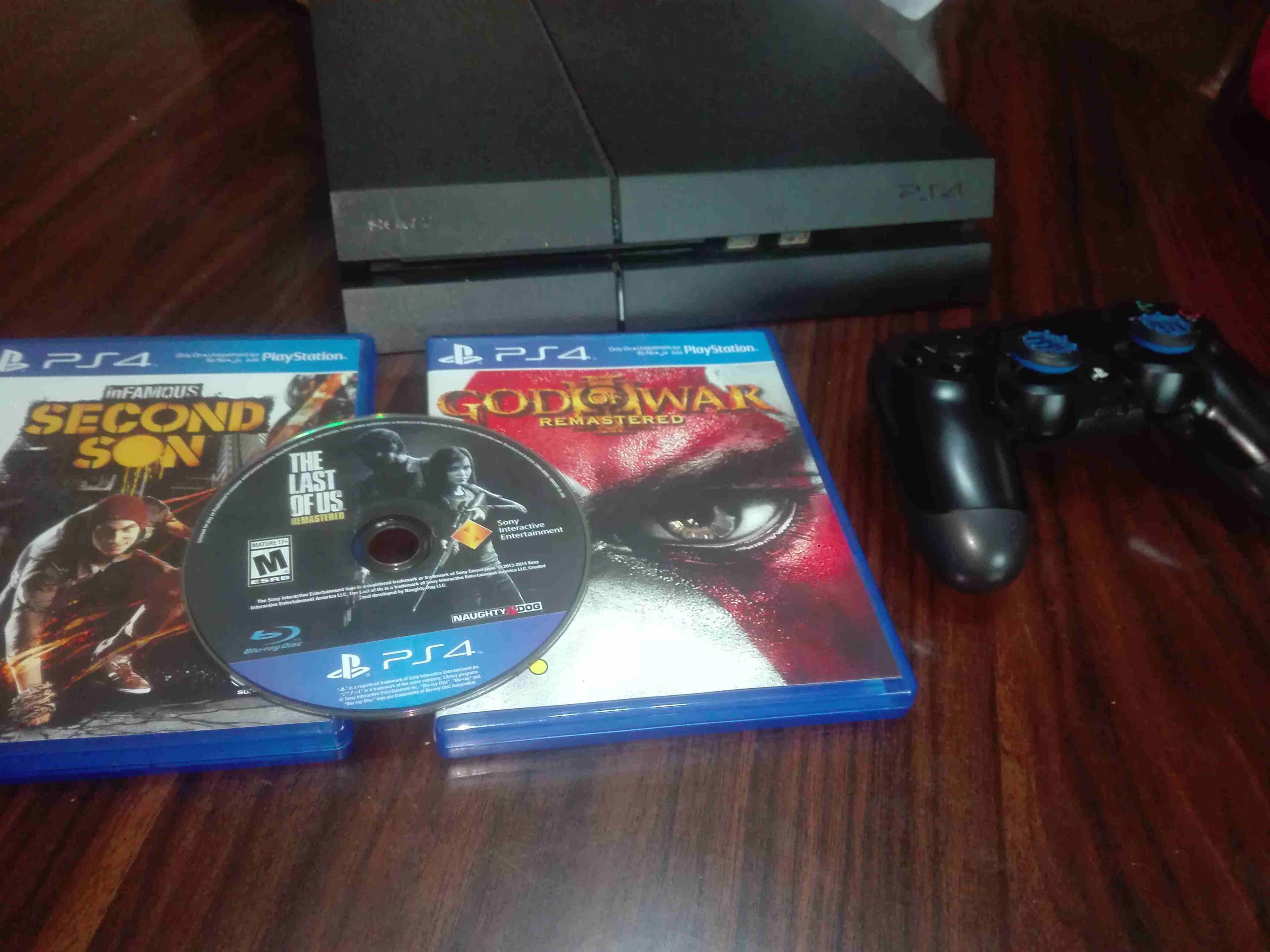 بلايستيشن 4 للبيع
لا تنسَ أنك شاهدت هذا الإعلان في عنكبوت
بلايستيشن 4 sony الاصليه مع ايد وثلاث ا...