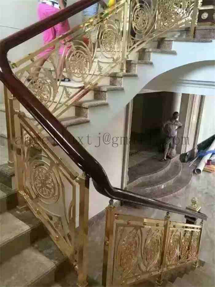 عاجل :درابزينات وحمايات شبابيك وأبواب فلل وقصور بأرقى الأشكال وألوان من ذهب
لا تنسَ أنك شاهدت هذا الإعلان في عنكبوت...