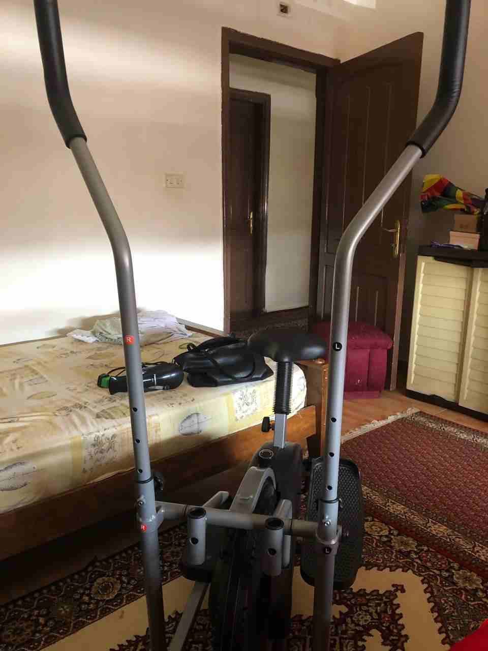جهاز رياضة للبيع مستعمل مرة فقط
لا تنسَ أنك شاهدت هذا الإعلان في عنكبوت
جهاز رياضة كانه جديد...