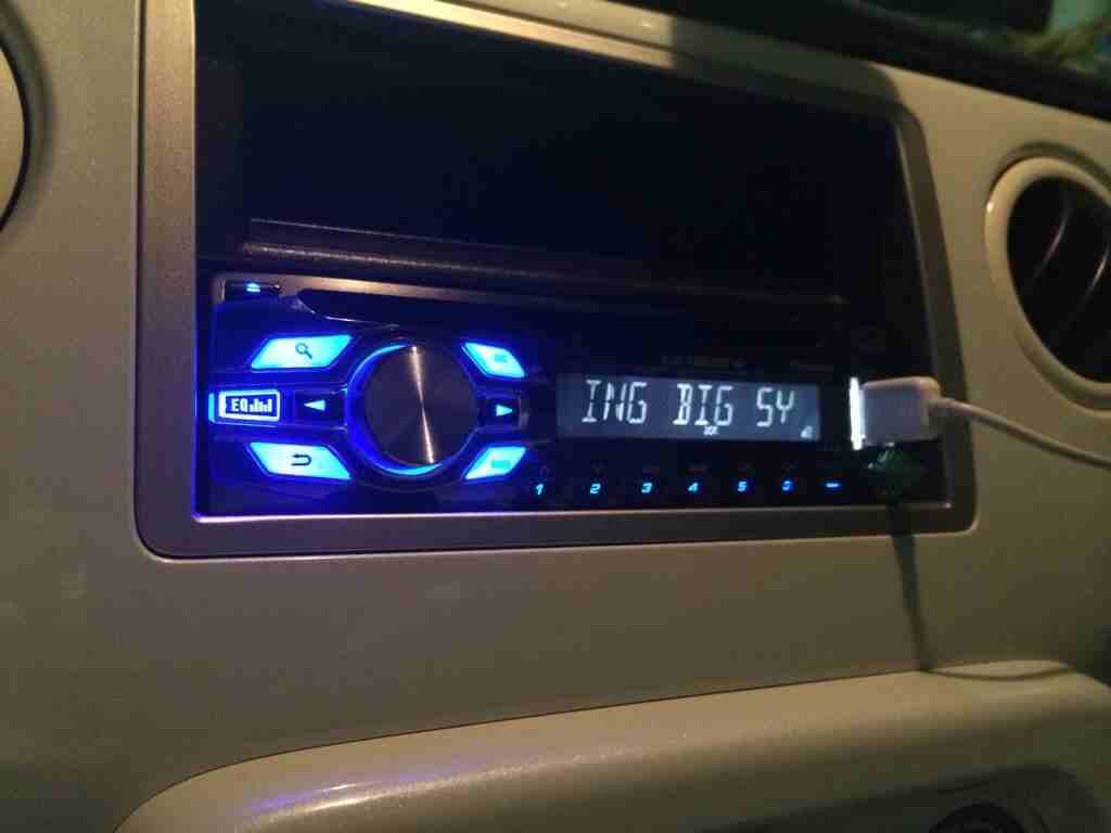 مسجل بايونير Pioneer Carrozzeria ياباني أصلي CD / MP3 / AUX / USB
لا تنسَ أنك شاهدت هذا الإعلان في عنكبوت...