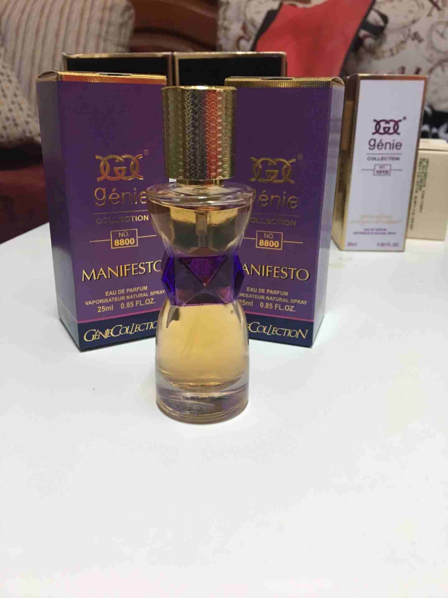 عطور جيني كولكشن 25 مل الاصلي (جمله)
لا تنسَ أنك شاهدت هذا الإعلان في عنكبوت
عطور جيني الاصليه ان...