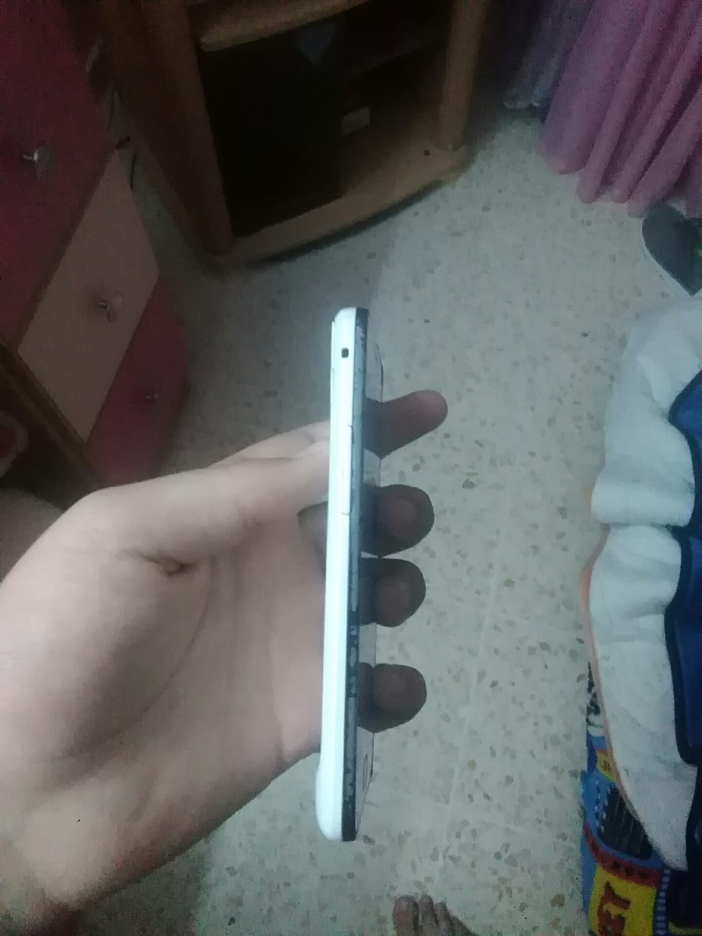 Samsung S2 Plus سامسونج اس2 بلس
لا تنسَ أنك شاهدت هذا الإعلان في عنكبوت
الجهاز ممتاز وما فيه...