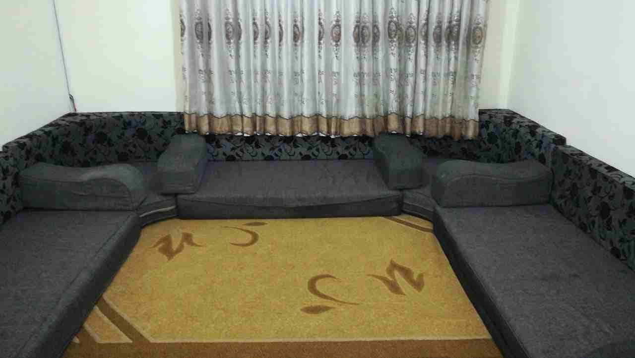 طقم كنب بحاله ممتازه وطقم طاولات وسط وقعده عربي
لا تنسَ أنك شاهدت هذا الإعلان في عنكبوت
طقم كنباي...
