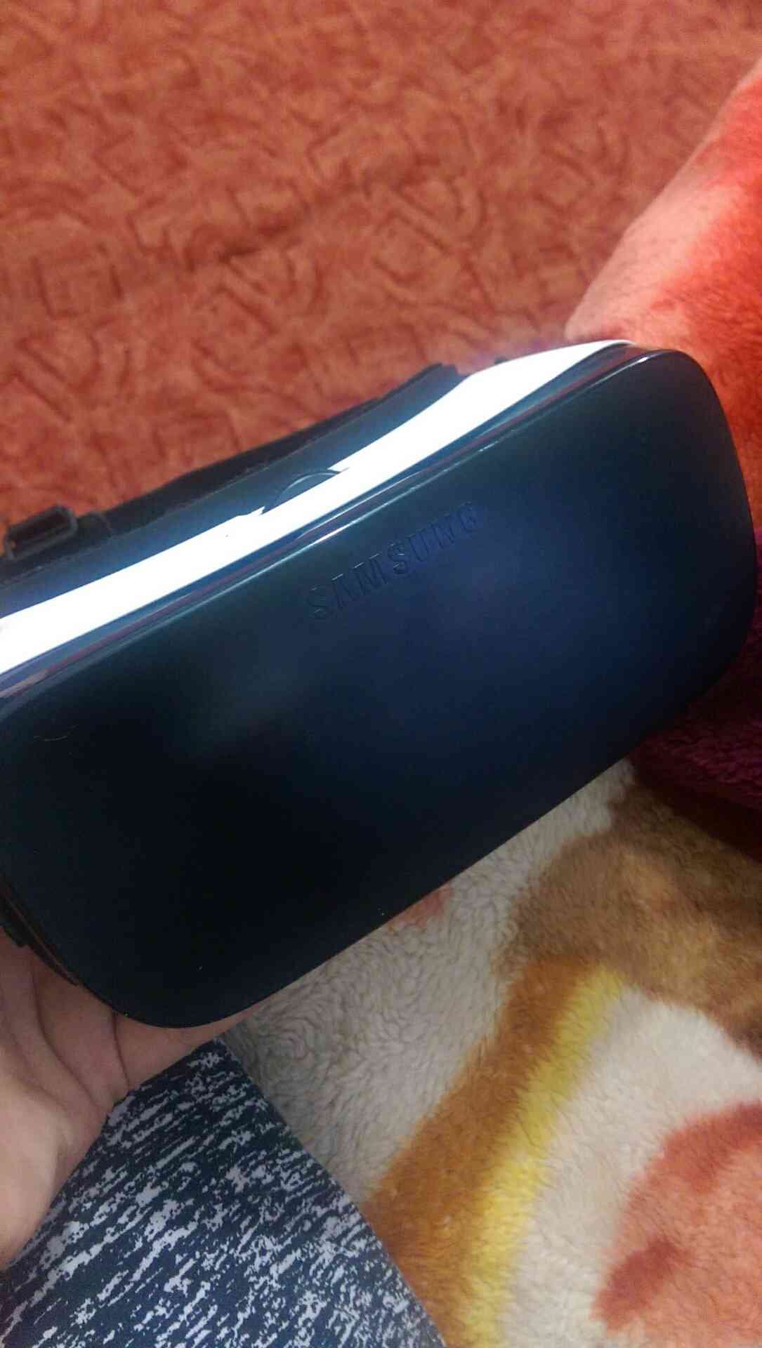نضارات الواقع الافتراضي من سامسونج gear vr اصليات
لا تنسَ أنك شاهدت هذا الإعلان في عنكبوت
نضا...