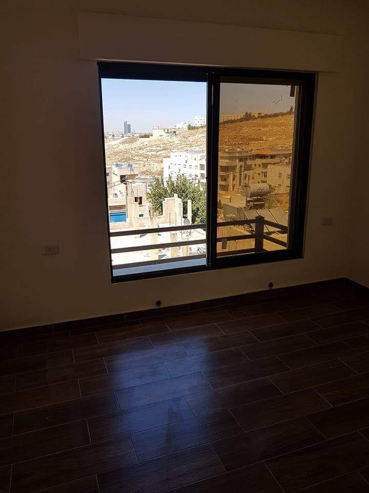 شقة شبه ارضية للبيع في ربوة عبدون من المالك مباشرة بسعر مغري
لا تنسَ أنك شاهدت هذا الإعلان في عنكبوت...