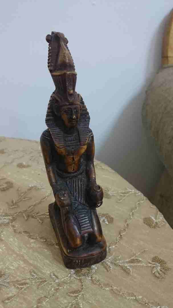 نحاسيات قديمه للبيع
لا تنسَ أنك شاهدت هذا الإعلان في عنكبوت
شمعدان مفرد مصدف ب 10
ابريق نحاس مع...