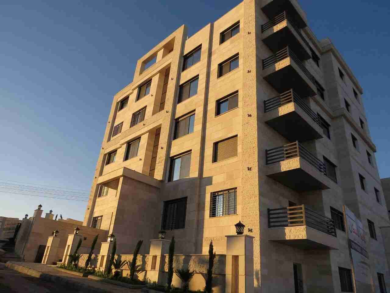 شقة اقساط على طريق المطار ومن المالك مباشرة
لا تنسَ أنك شاهدت هذا الإعلان في عنكبوت
شقة فاخرة...