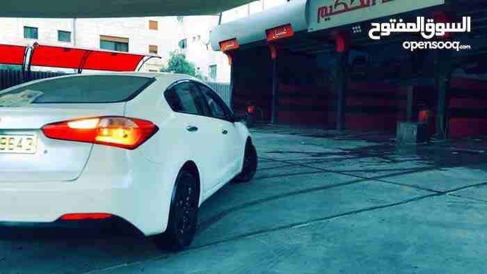 kia serato 2014
لا تنسَ أنك شاهدت هذا الإعلان في عنكبوت
كيا سيراتو لون ابيض موديل 2014 فحص كامل...