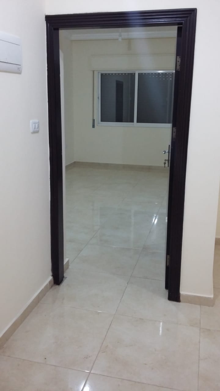 Basement apartment for rent in Amman
لا تنسَ أنك شاهدت هذا الإعلان في عنكبوت
3 غرف نوم و3 حما...
