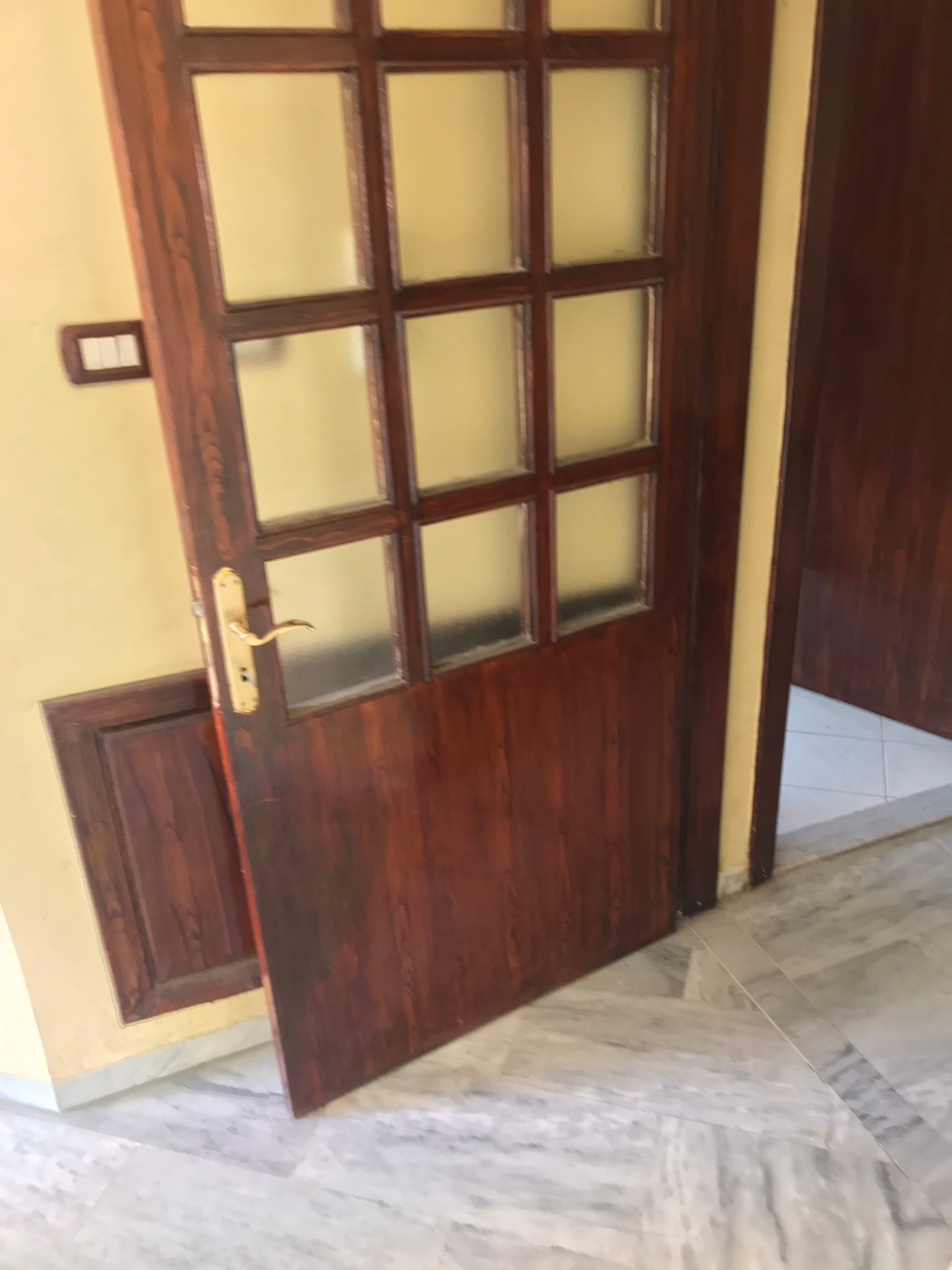 شقه للبيع في عبدون قرب السفارة البريطانية
لا تنسَ أنك شاهدت هذا الإعلان في عنكبوت
شقه للبيع ق...